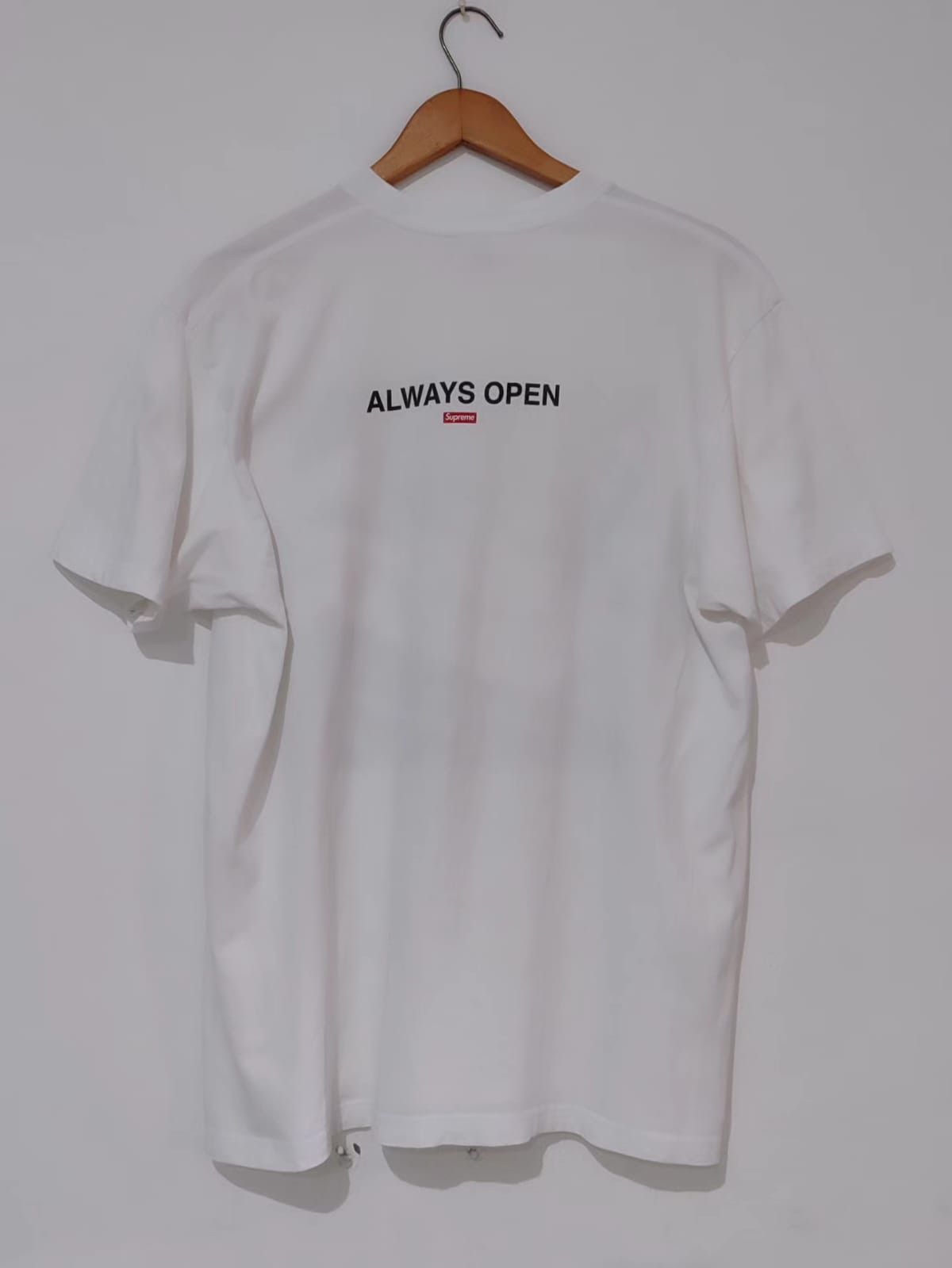 Supreme Supreme gas tee white Size US L / EU 52-54 / 3 - 3 Thumbnail