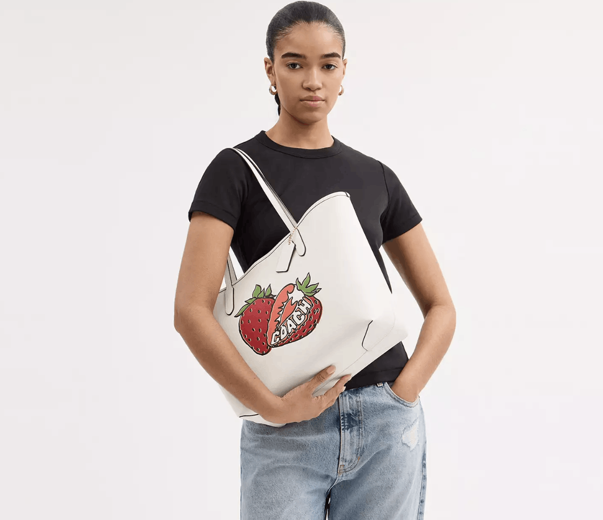 Coach City Tote Bag With Strawberry Graphic CAL64 Size ONE SIZE - 8 Thumbnail