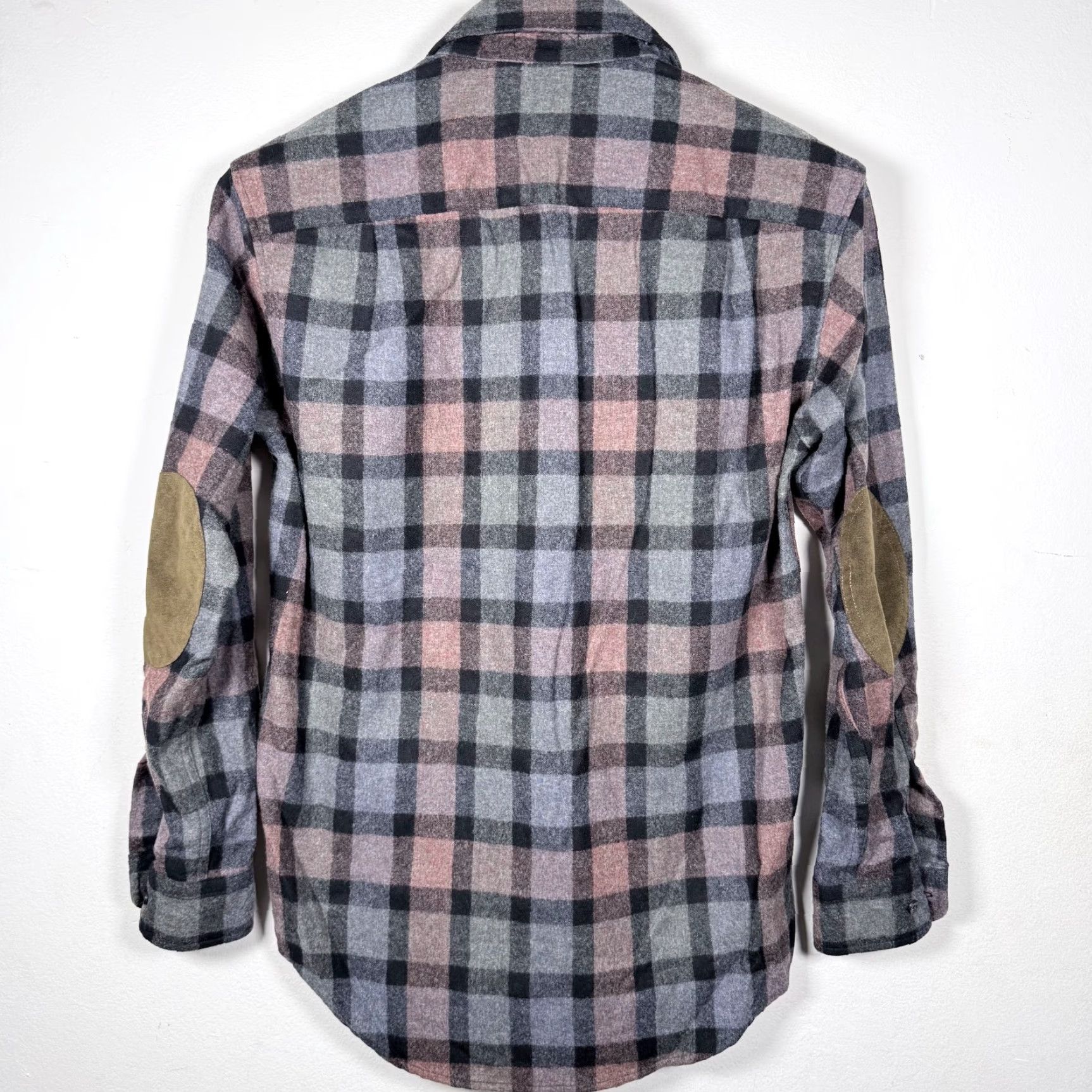 Pendleton VINTAGE Pendleton Shirt Gray Plaid Elbow Patch Men's Medium Size US M / EU 48-50 / 2 - 4 Thumbnail
