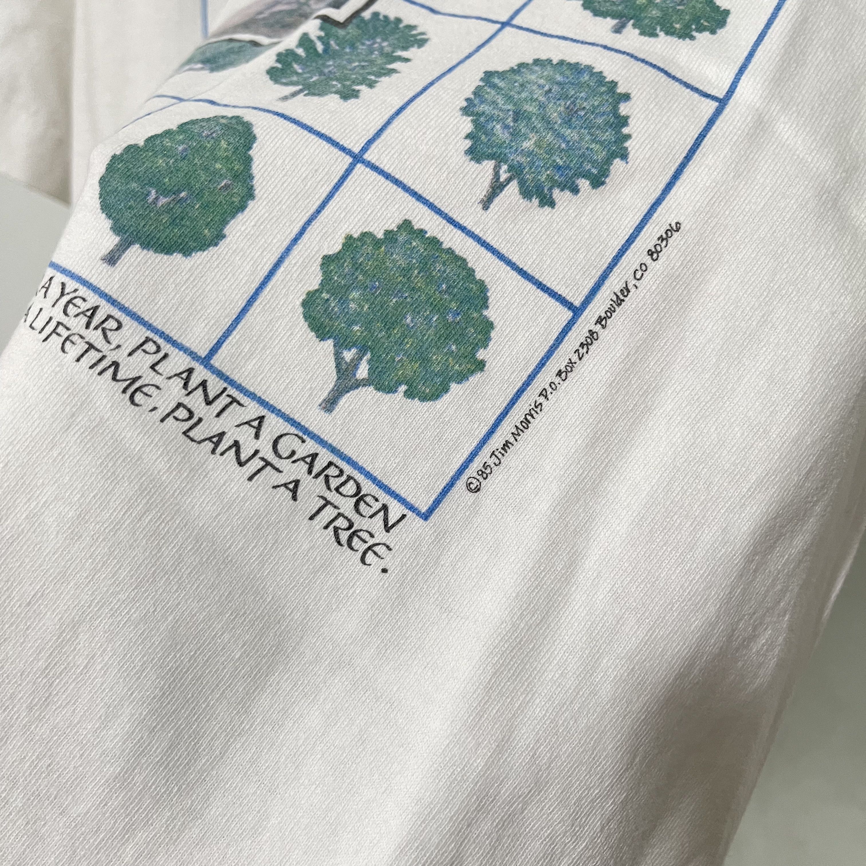 Vintage Vintage 90s Jim Morris Tree T-Shirt Size US M / EU 48-50 / 2 - 3 Thumbnail