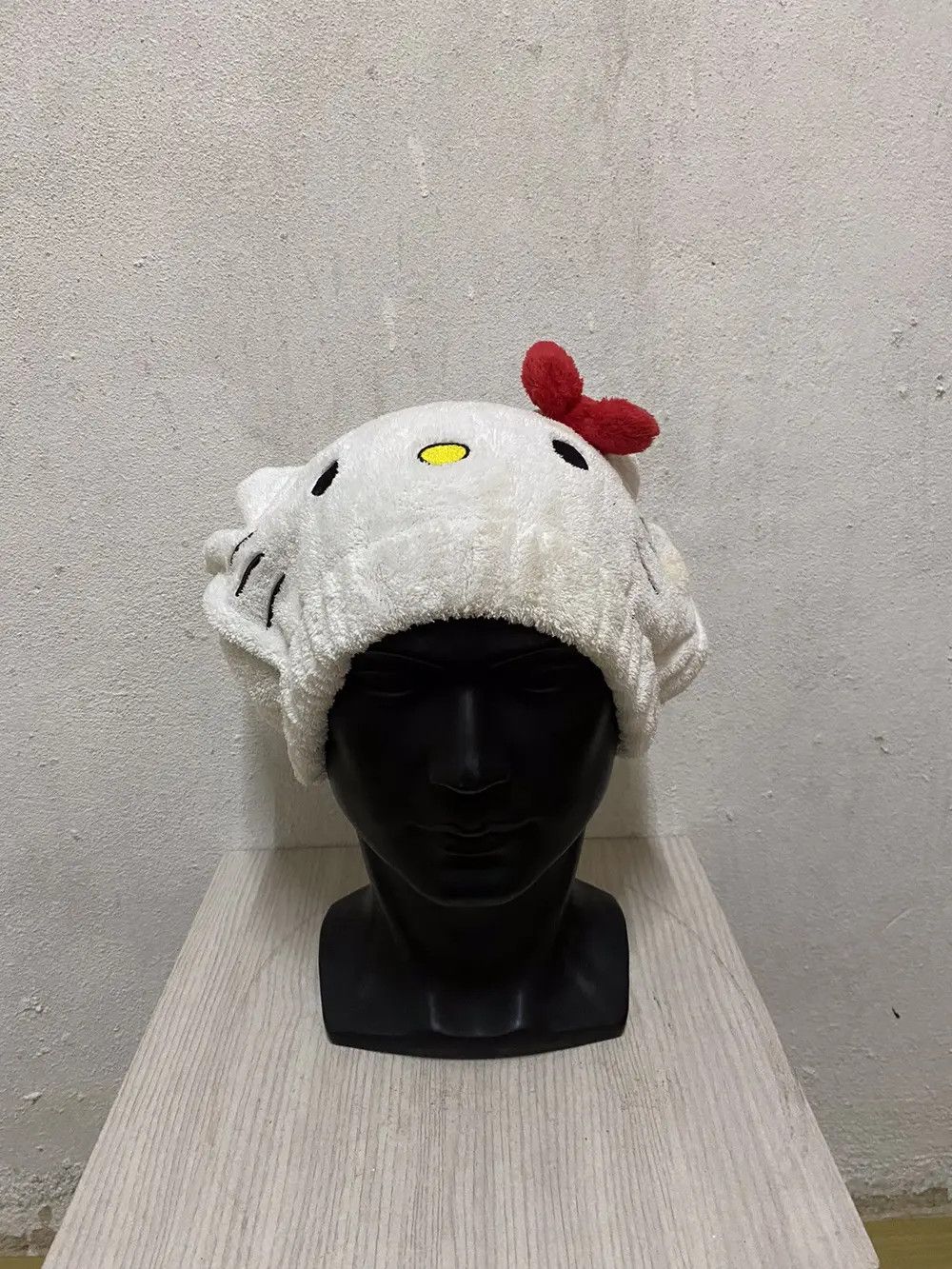 Cartoon Network Sanrio Hello Kitty Beanie Hat Size ONE SIZE - 2 Thumbnail