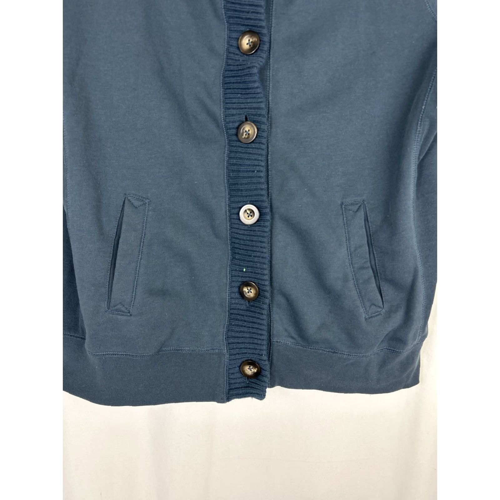 Eddie Bauer VINTAGE? Wait—no vintage. Eddie Bauer Cardigan Women XL Blue Cotton Blend Button Pockets Sweater Size XL / US 12-14 / IT 48-50 - 5 Thumbnail