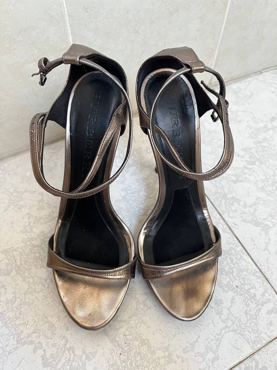 Burberry Vintage Burberry metallic heels Size US 8 / IT 38 - 4 Thumbnail