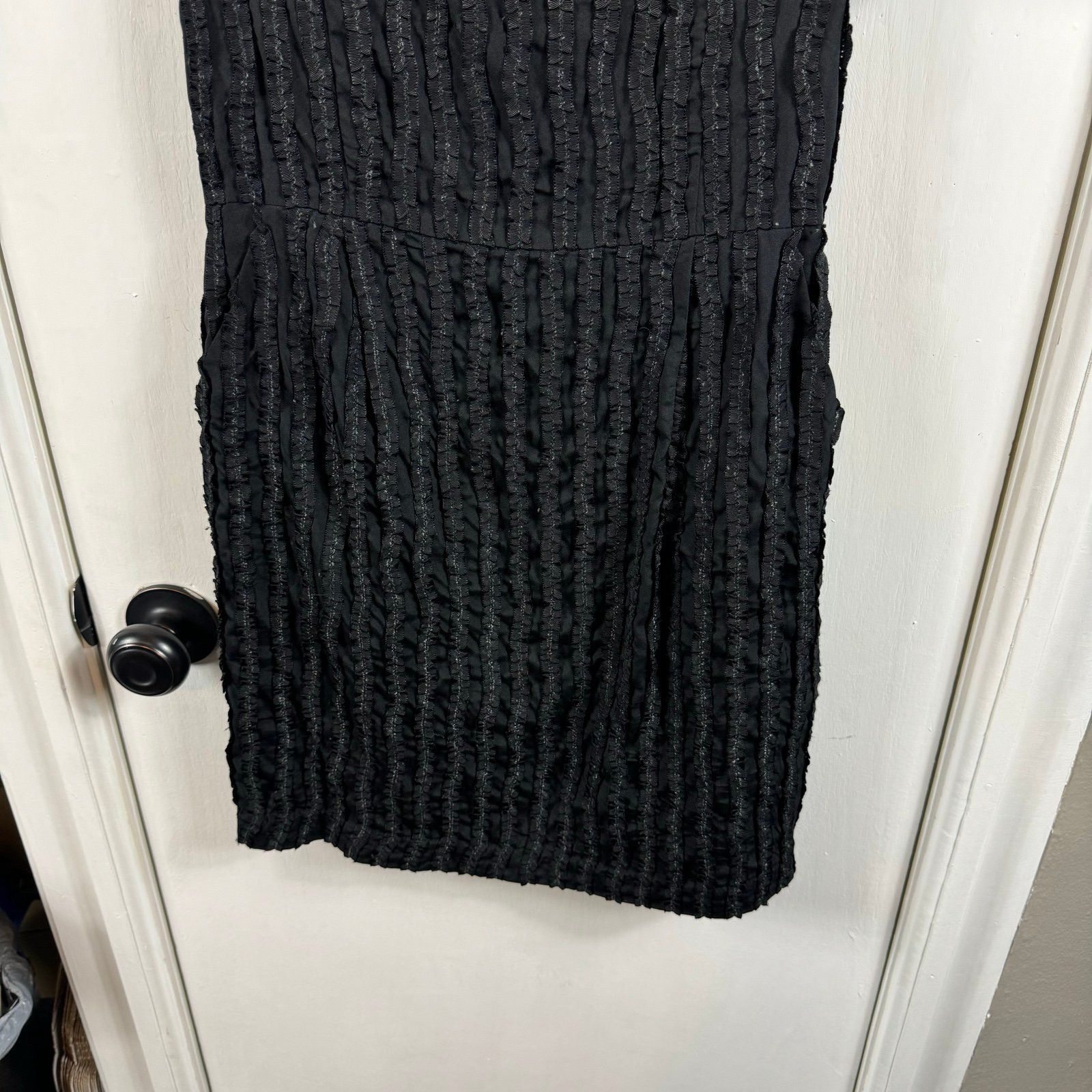 Reiss Reiss Women's Textured Short Sleeve Sheath Dress Black Size Size XS / US 0-2 / IT 36-38 - 3 Thumbnail