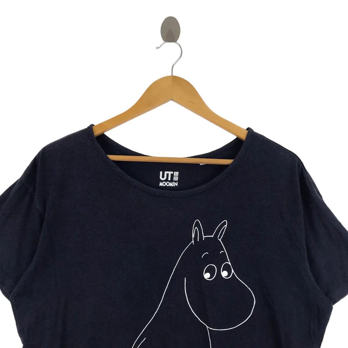 Uniqlo UNIQLO x MOOMIN CHARACTERS SNUFKIN Tee Shirt Cartoon Comic Size US M / EU 48-50 / 2 - 2 Thumbnail