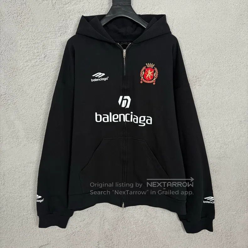 Balenciaga Balenciaga Black Manchester United Jersey Hoodie Zip-Up Ja Size US M / EU 48-50 / 2 - 1 Thumbnail