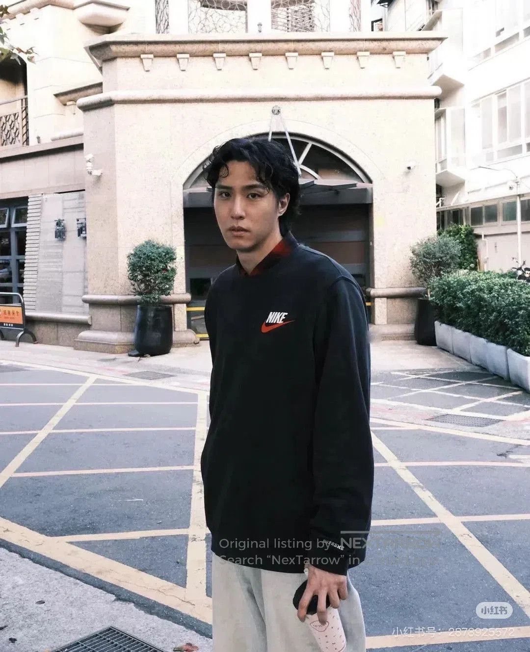 Supreme Supreme Nike Crewneck Logo Sweatshirt. Size US L / EU 52-54 / 3 - 4 Thumbnail
