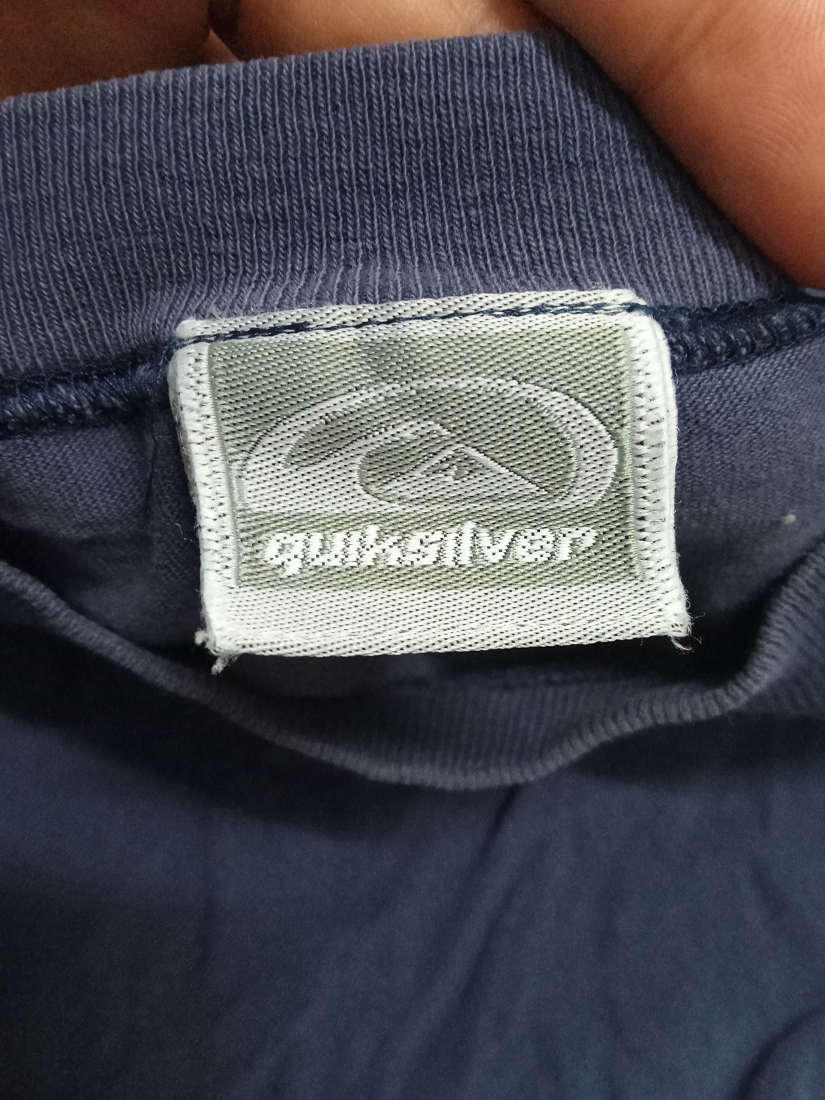 Quiksilver Quiksilver Centre Logo Rare Vintage Long Sleeve T Shirt Size US L / EU 52-54 / 3 - 3 Thumbnail