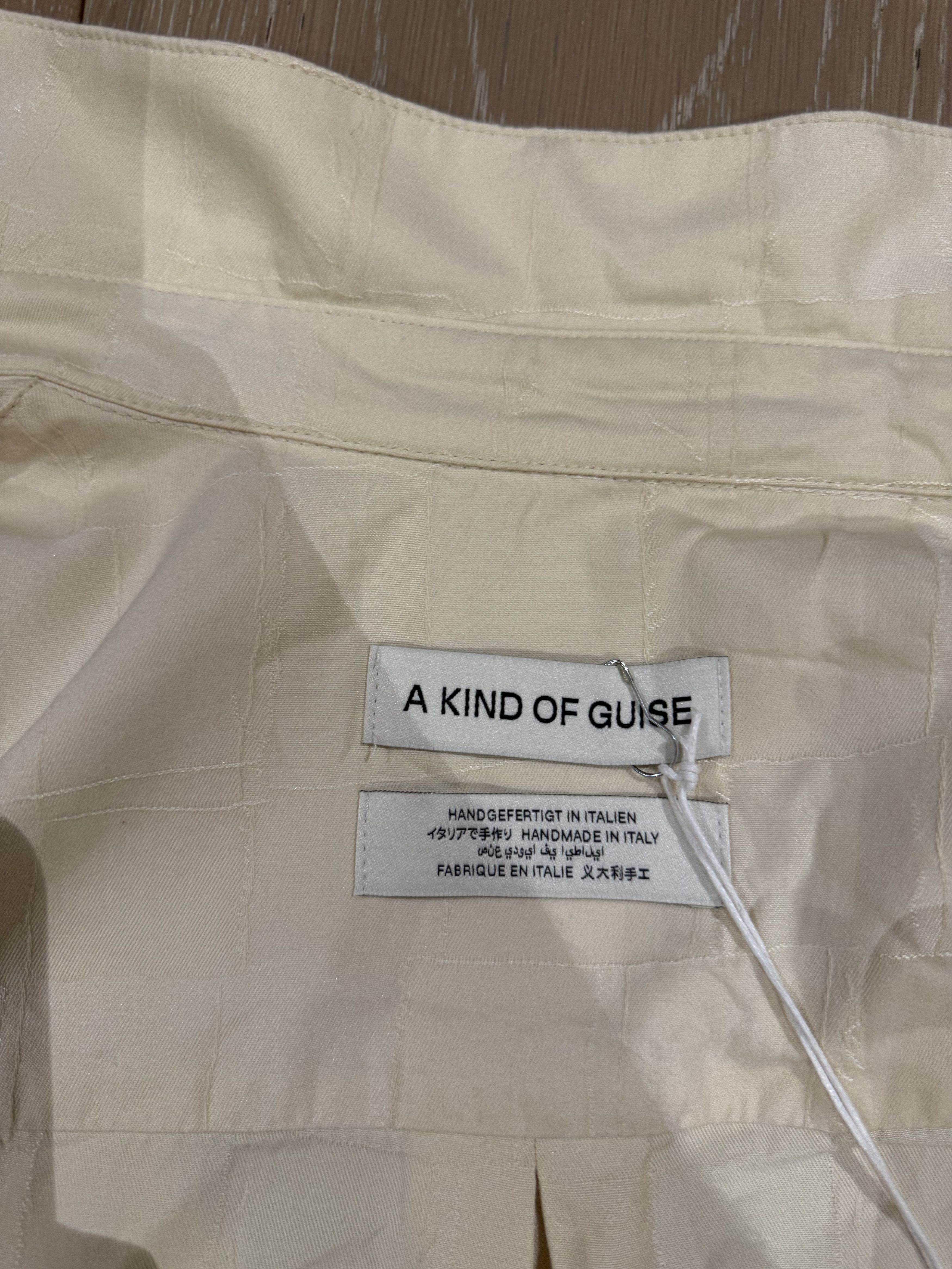 A Kind Of Guise 💚 SS24 A Kind Of Guise Elio Shirt Cubed Ivory Medium NEW Size US M / EU 48-50 / 2 - 18 Thumbnail