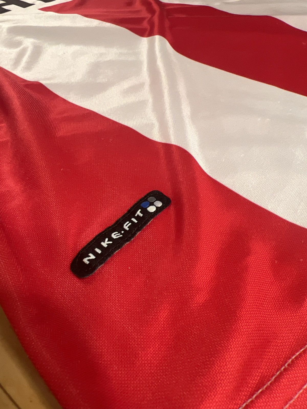 Nike PSV Eindhoven 1998/2000 Home jersey Size US XL / EU 56 / 4 - 4 Thumbnail