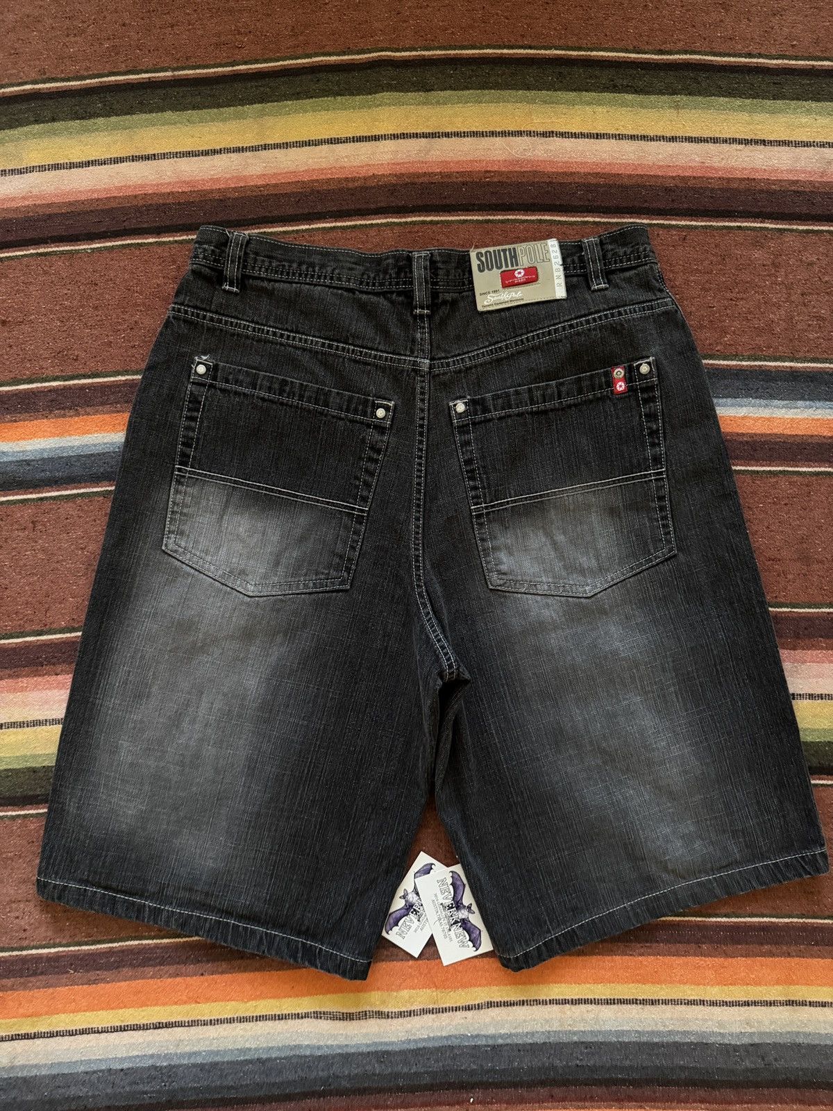 Southpole Y2k Black South Pole Red Tab Denim Jorts Size US 38 / EU 54 - 1 Thumbnail