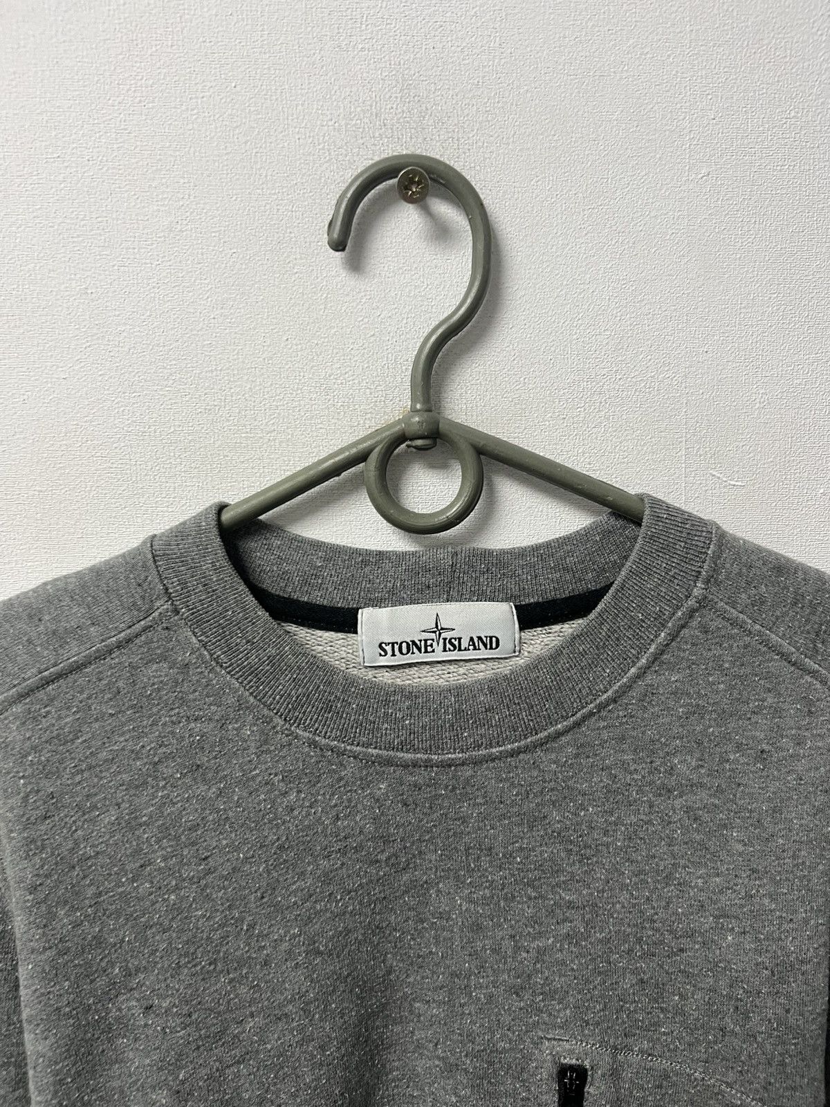 Stone Island Stone Island Sweater Sweatshirt Luxury Mens Size S Size US S / EU 44-46 / 1 - 3 Thumbnail