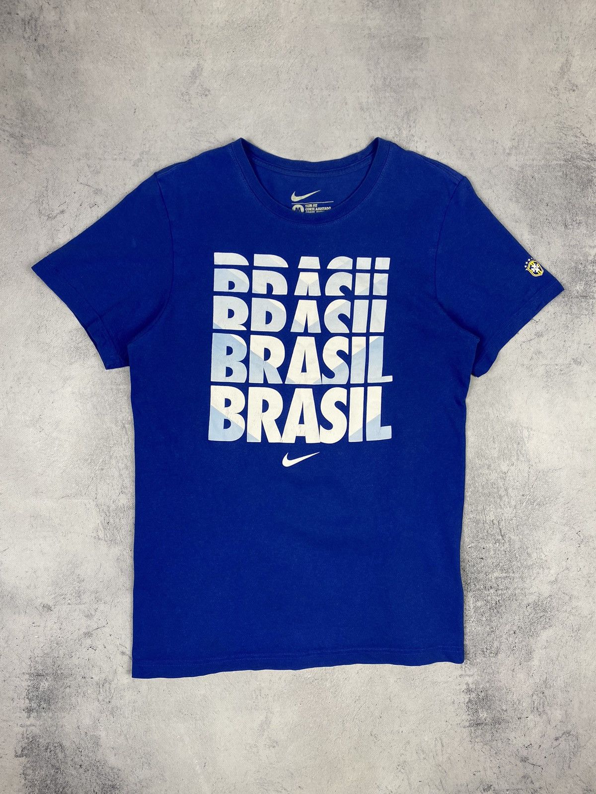 Nike Nike Brasil Streetwear Big Logo Y2K Tee Size US M / EU 48-50 / 2 - 1 Thumbnail