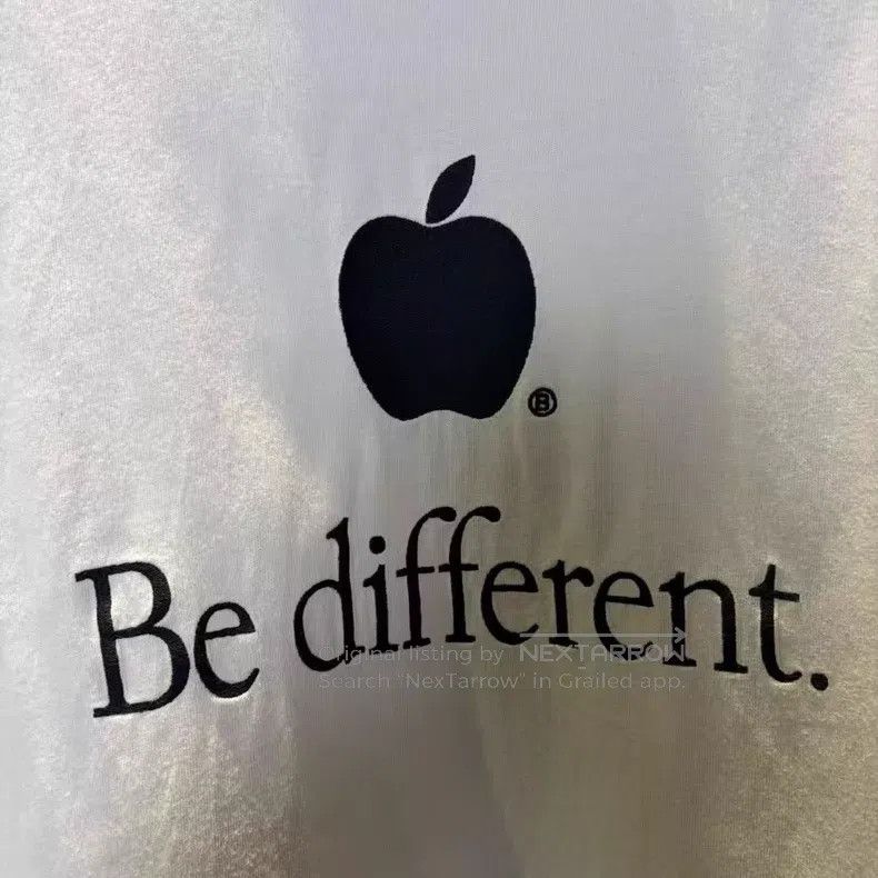 Balenciaga Balenciaga Letter Apple Logo Printed Loose Short Sleeve T- Size US S / EU 44-46 / 1 - 3 Thumbnail