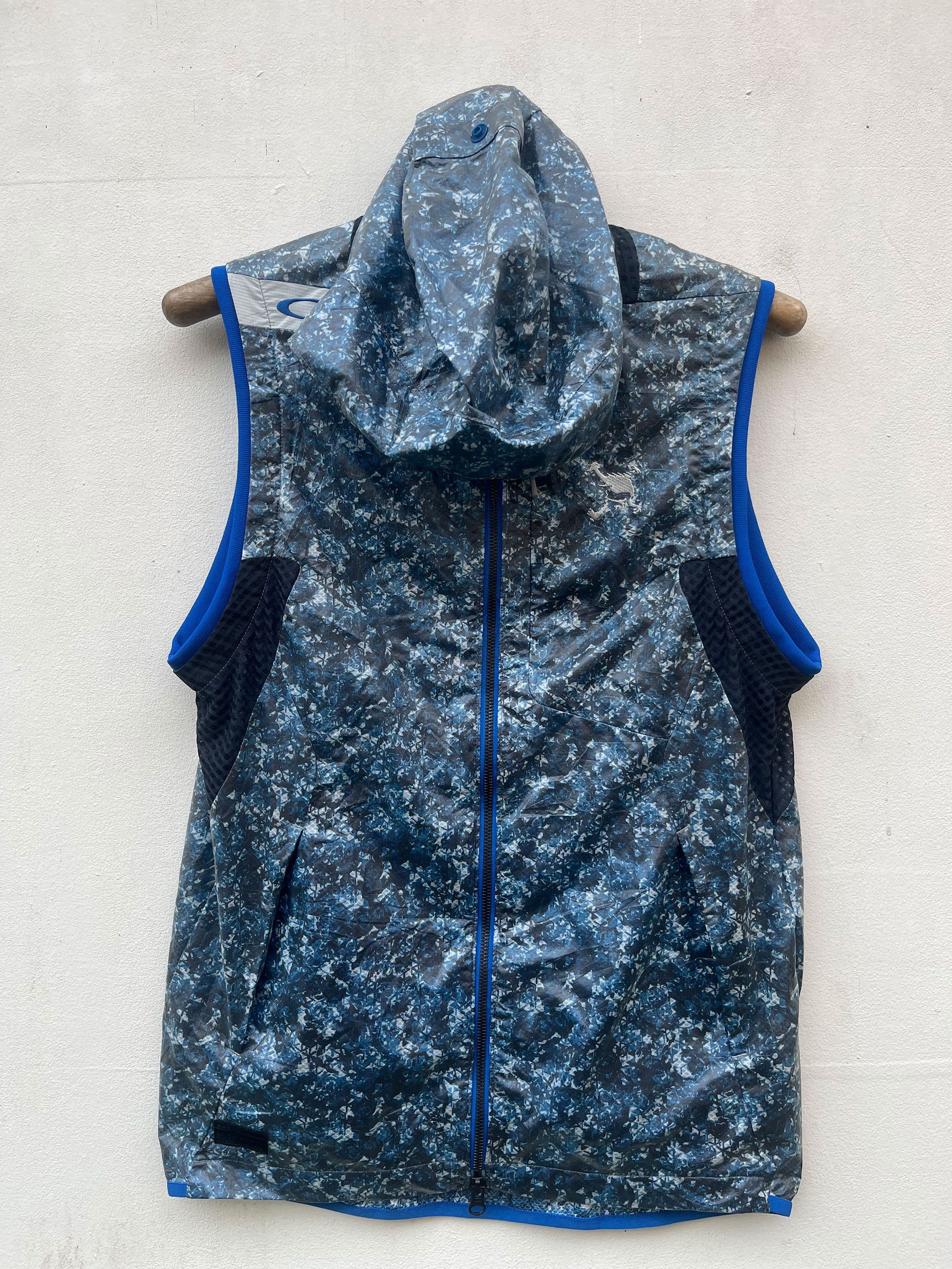 Oakley Oakley Sleeveless Camoulage Hoodie Zipper Vest Light Jacket Size US M / EU 48-50 / 2 - 1 Thumbnail