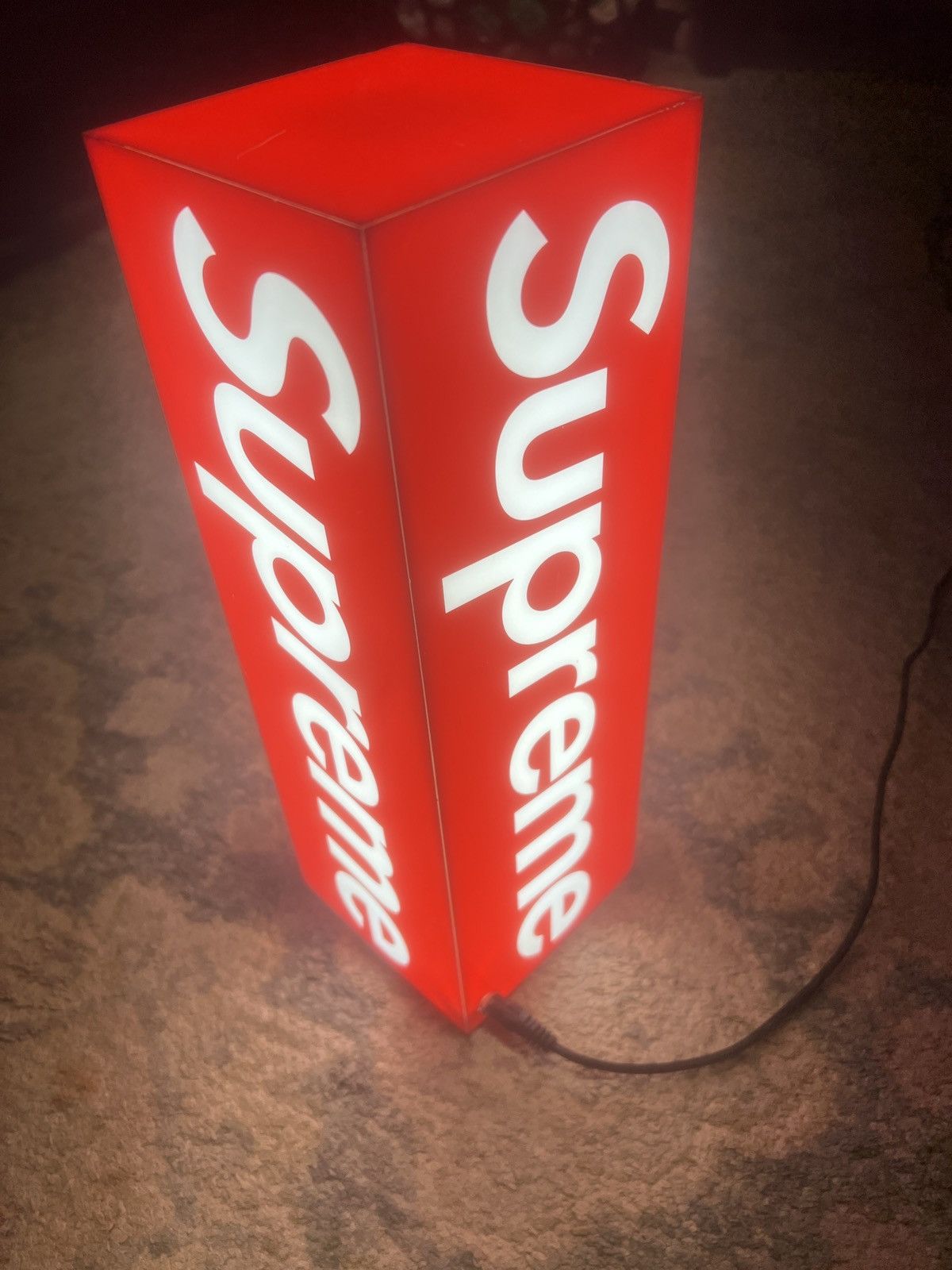 Supreme Supreme lamp Size ONE SIZE - 1 Thumbnail