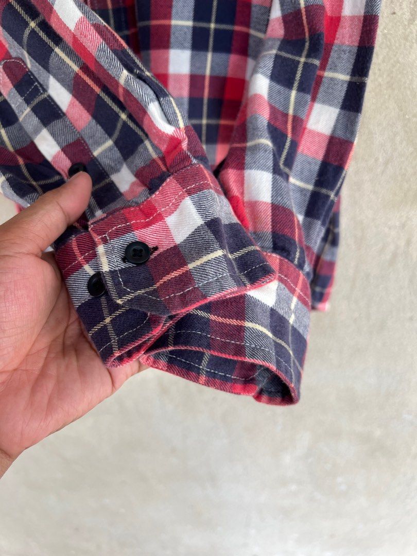 Japanese Brand Japanese Brand Uniqlo Checked Plaid Tartan Button Up Shirt Size US M / EU 48-50 / 2 - 6 Thumbnail