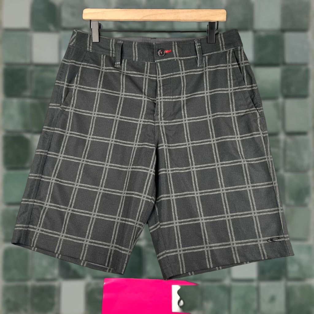O'Neill VINTAGE? No. O'Neill Hybrid Short Mens 32 Gray Check Casual Stretch Classic Beach Size US 32 / EU 48 - 1 Thumbnail