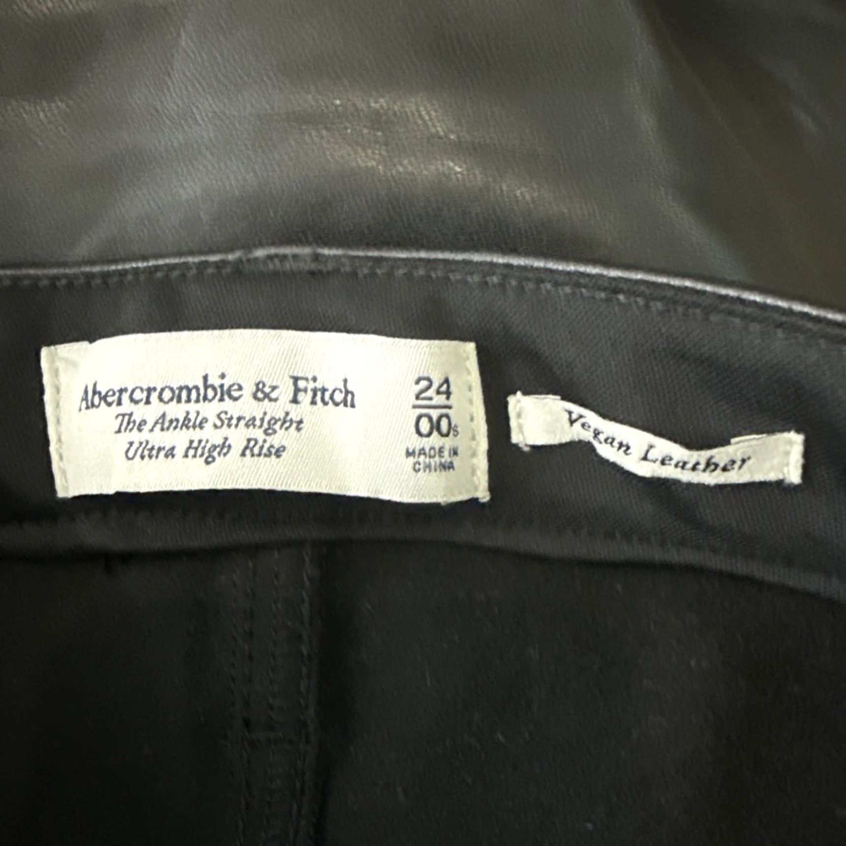 Abercrombie & Fitch VINTAGE Abercrombie & Fitch Ankle Straight Ultra High Rise Vegan Leather Pants 24 Womens Black 24 inch inseam 00s Size 42" / US 20 - 5 Thumbnail