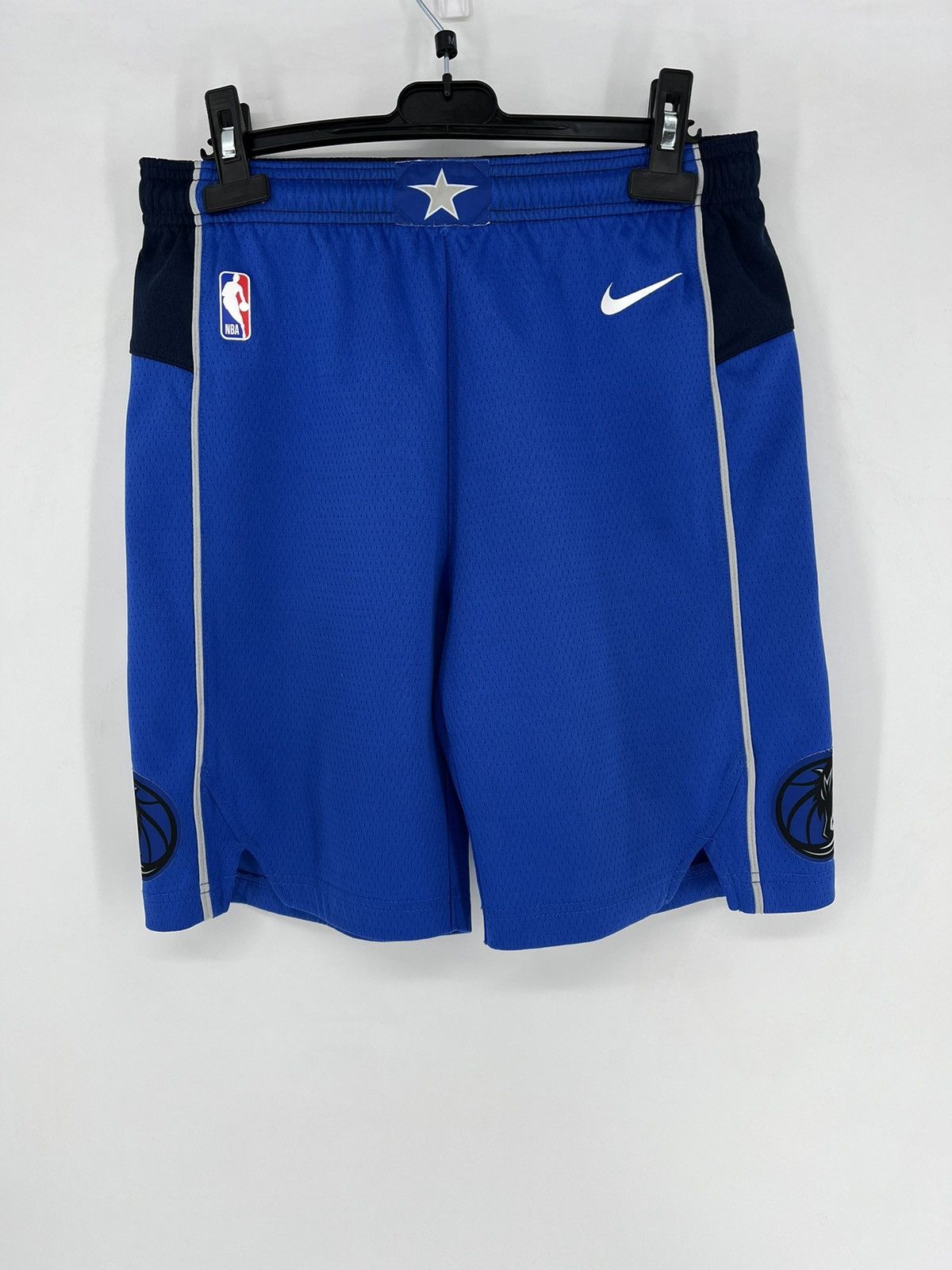 Nike × Sports Specialties Vintage Nike Basketball Nba Shorts Size M Size US 32 / EU 48 - 1 Thumbnail