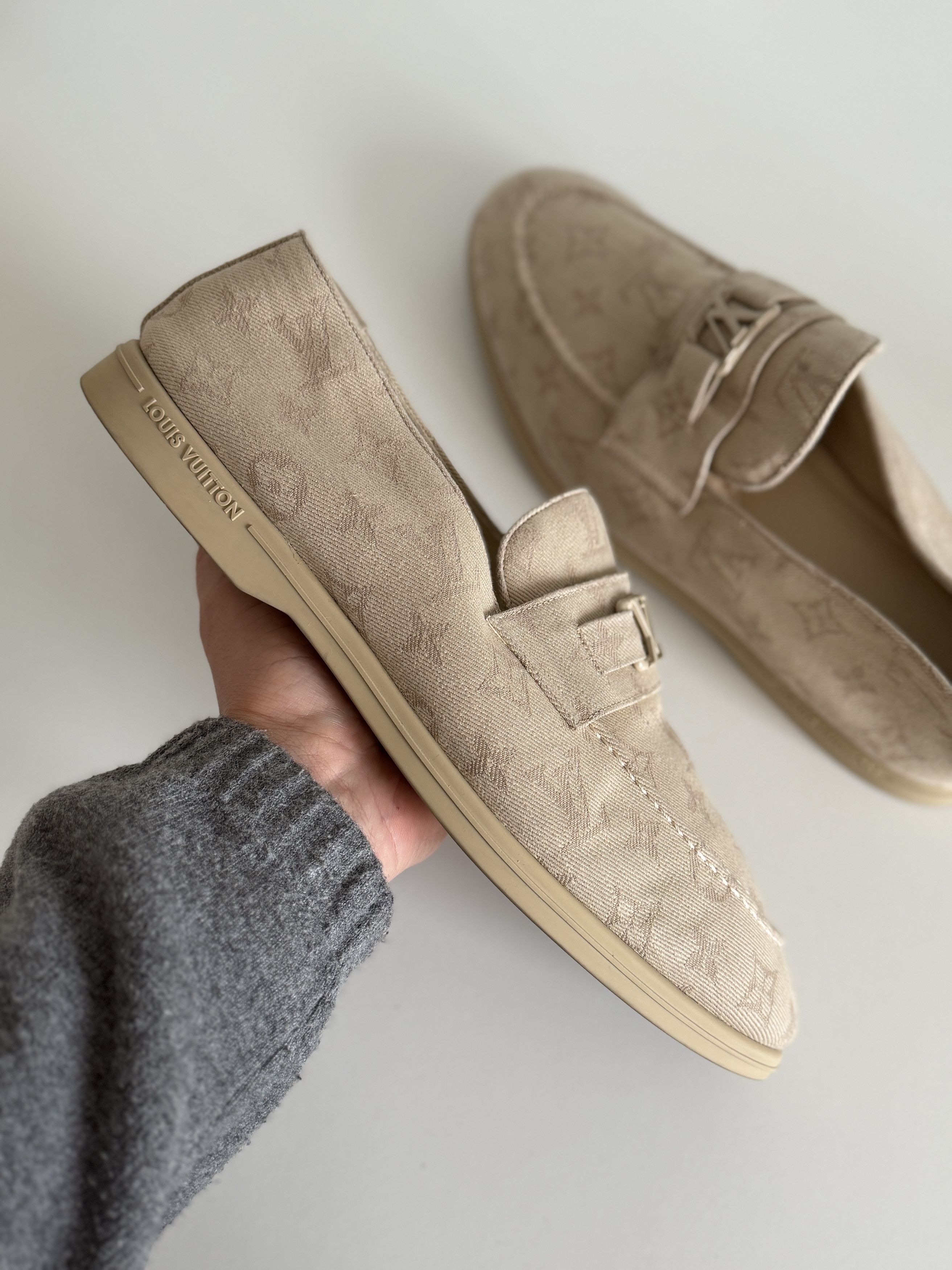 Louis Vuitton Louis Vuitton Moccasin | LV size 11 Size US 13 / EU 46 - 6 Thumbnail