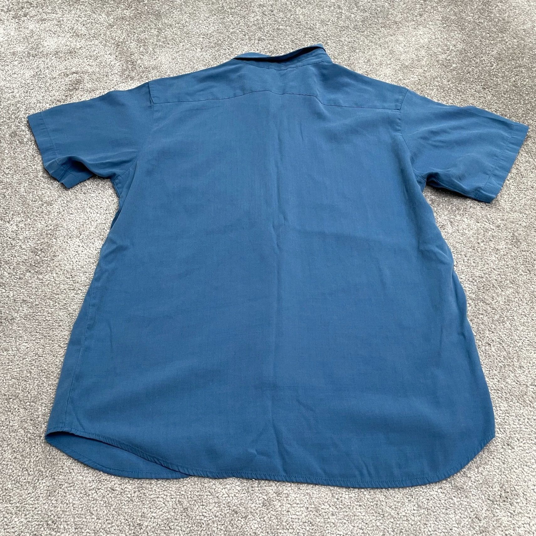 Vintage Columbia Button-Down Shirt Mens Large Blue Short Sleeve Outdoor Fishing Casual Size US L / EU 52-54 / 3 - 2 Thumbnail