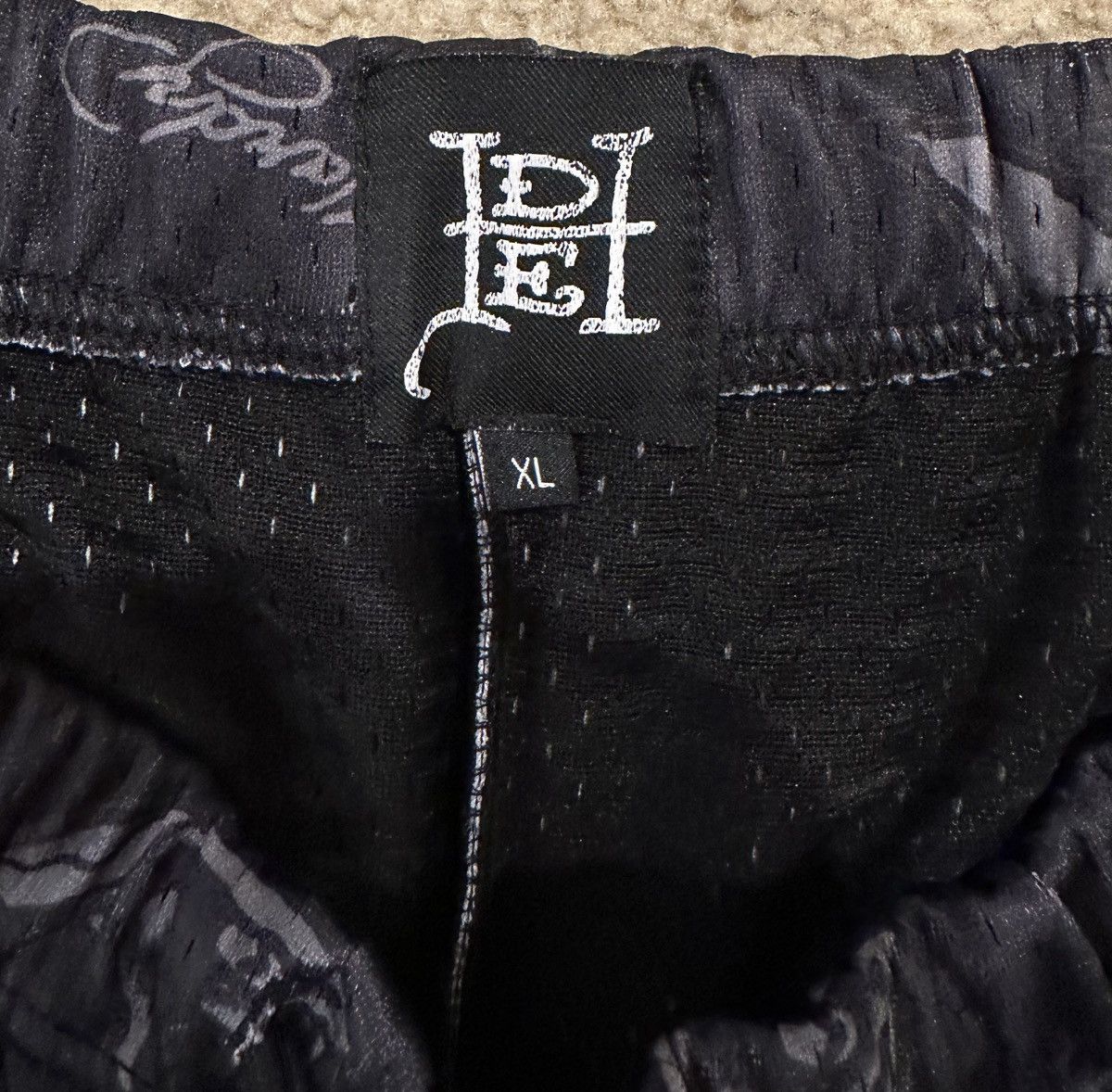 Ed Hardy Ed Hardy Mesh Shorts Mens XL Black Tattoo Graphic Y2K 2000s Size US 36 / EU 52 - 5 Thumbnail