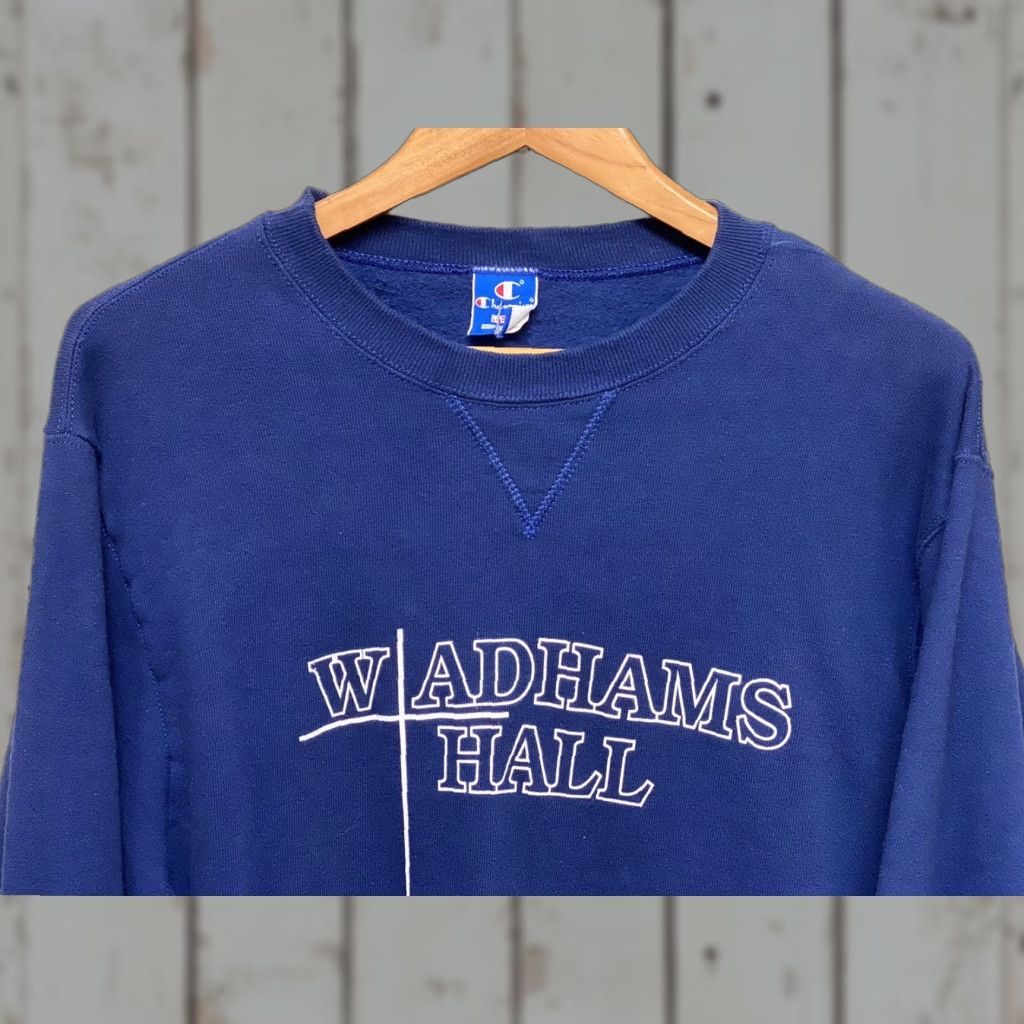 Champion VINTAGE Champion Wadham Hall CT College Sweatshirt Mens Large Long Sleeve Crew Neck Blue Cotton Blend Pullover College Theme Religious 90s? Size US L / EU 52-54 / 3 - 1 Thumbnail