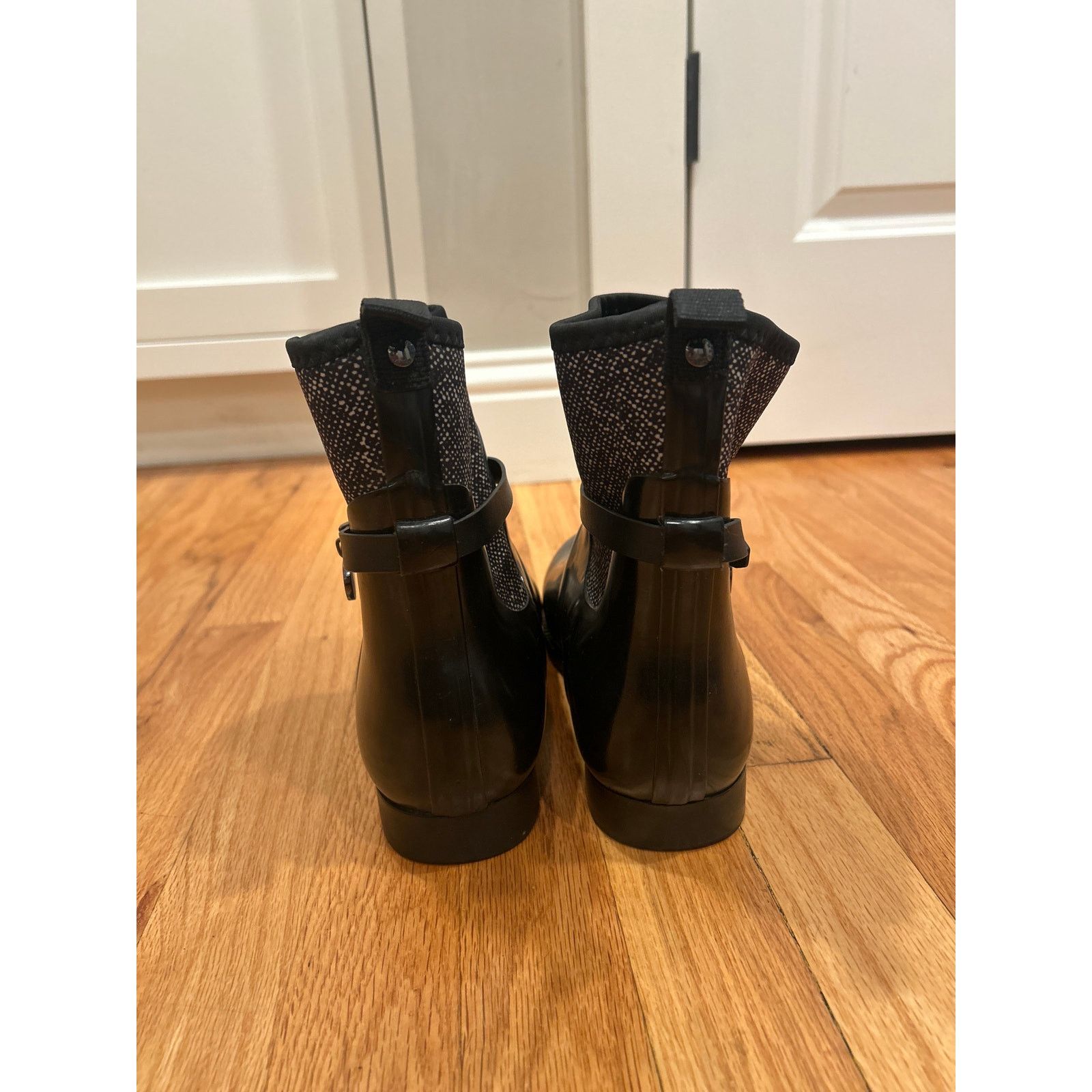 Michael Kors Michael Kors MK CHARM Black White Stretch Rain low Boots Size US 10 / IT 40 - 4 Thumbnail