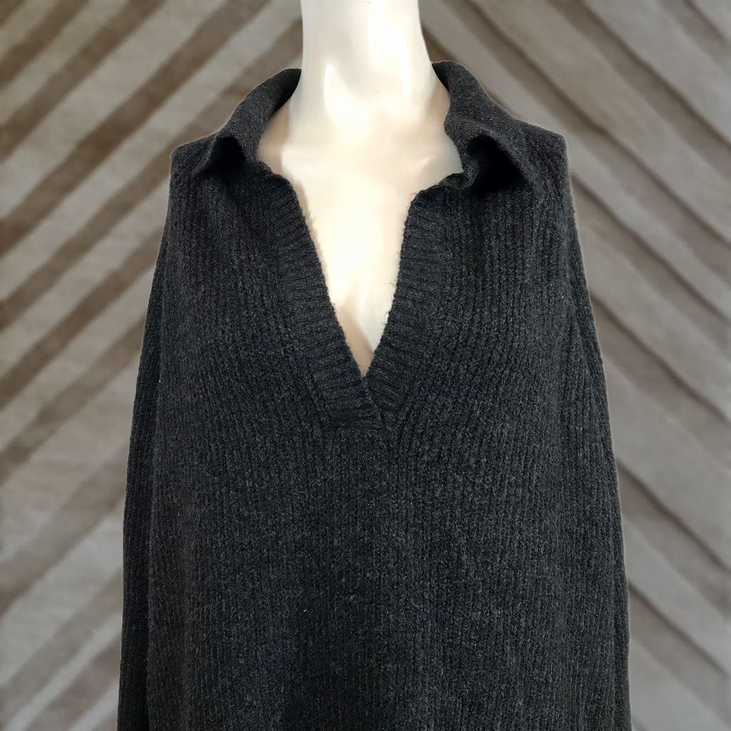 Vintage American Eagle V-Neck Polo Sweater Shirt Women XL Charcoal Gray Ribbed Oversized Tunic Pullover Long Sleeve Relaxed Knit Casual Modern Preppy Size XL / US 12-14 / IT 48-50 - 1 Thumbnail