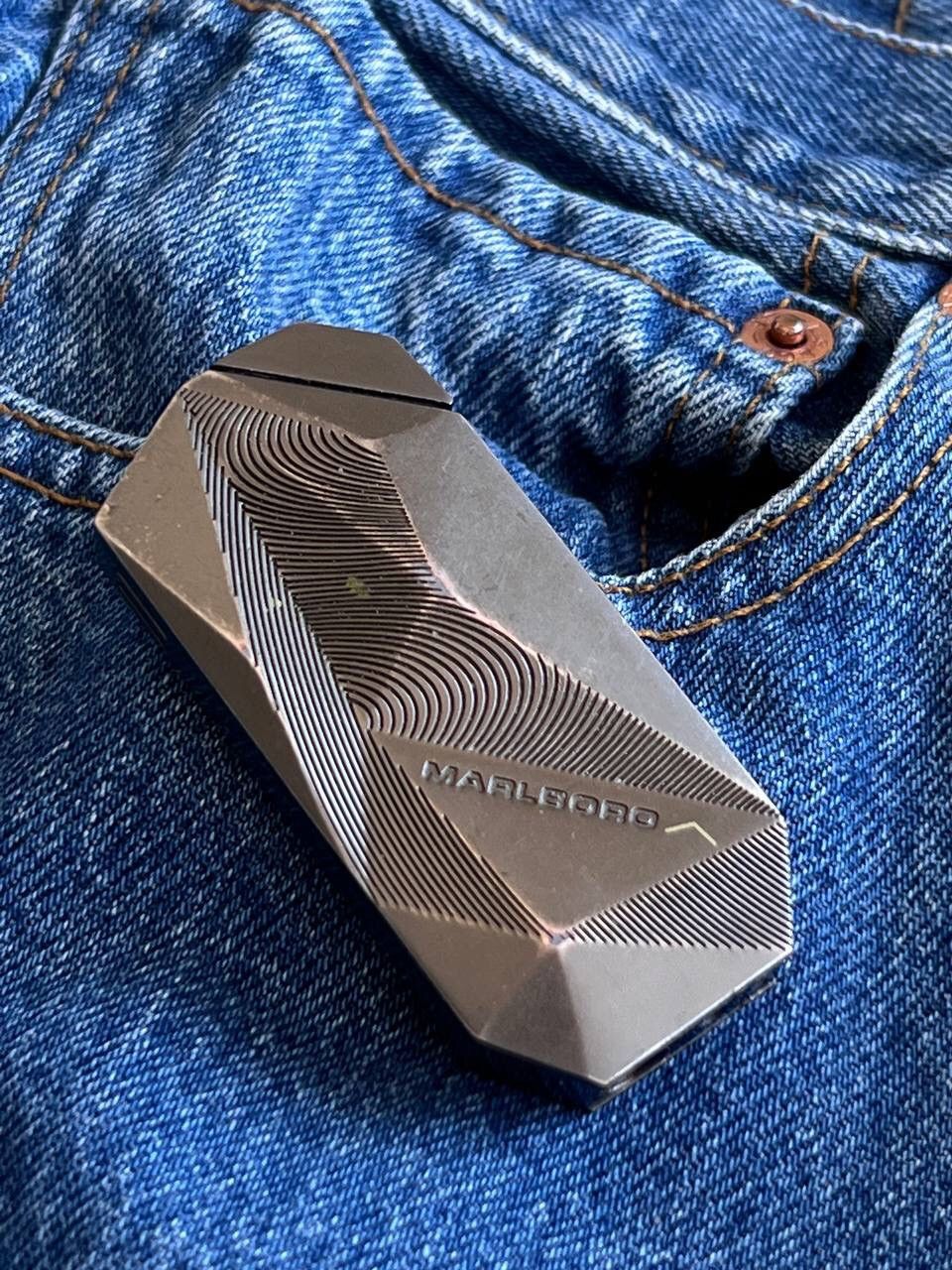 Marlboro × Vintage Y2K ELEGANCE MARLBORO GEOMETRIC METAL PUNK ROCK LIGHTER Size ONE SIZE - 7 Thumbnail