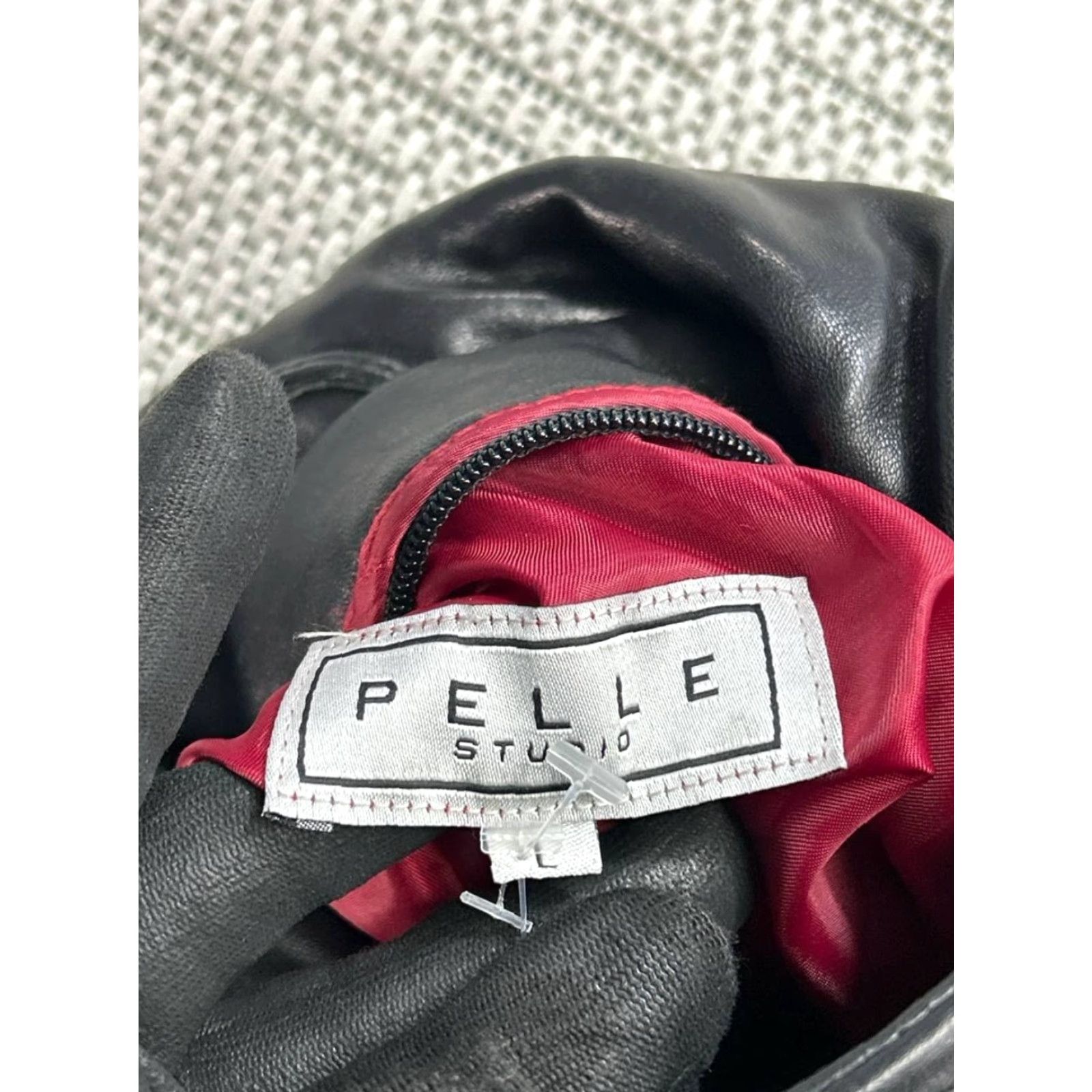 Vintage VINTAGE Pelle Studio Jacket Womens Large Black Leather Wrap Heavy Size L / US 10 / IT 46 - 3 Thumbnail