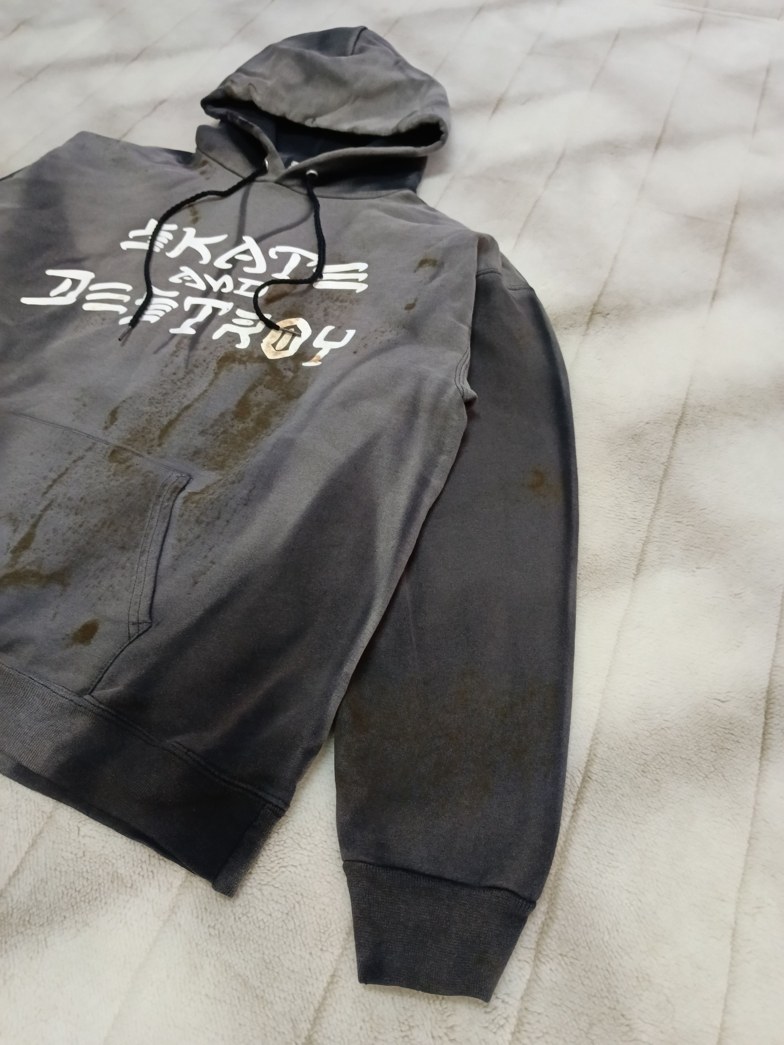 Thrasher DiSTRESSED BLACK SKATE&DESTROY THRASHER HOODIE Size US M / EU 48-50 / 2 - 3 Thumbnail