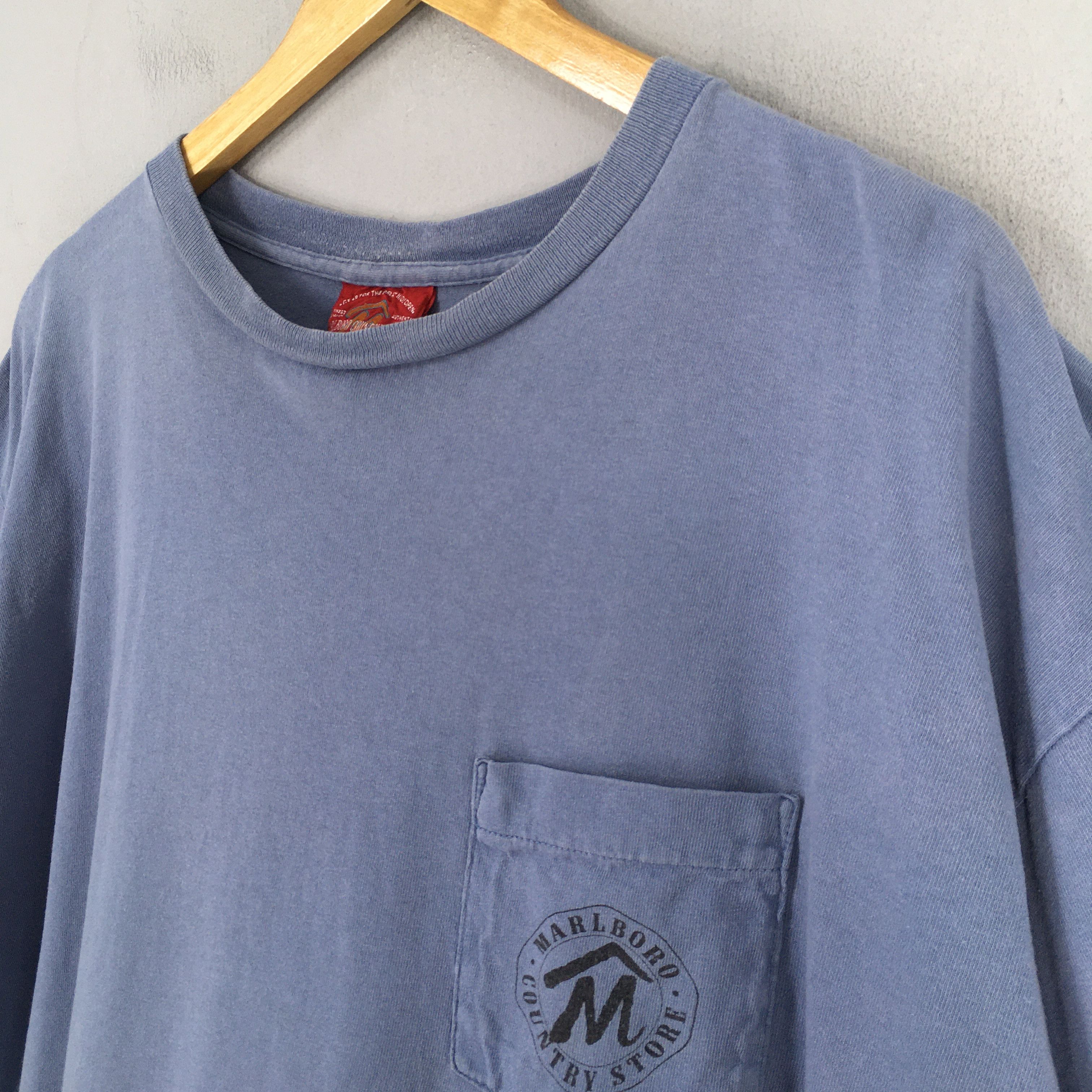 Marlboro × Vintage Vintage 90's Marlboro Unlimited Country Store Pocket T shirt Size US L / EU 52-54 / 3 - 5 Thumbnail