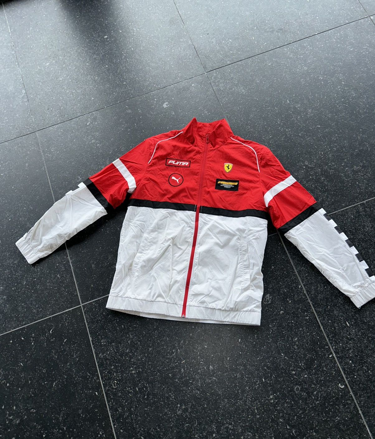 Ferrari × Puma Vintage Puma x Ferrari 🔴 | M Size US M / EU 48-50 / 2 - 1 Thumbnail
