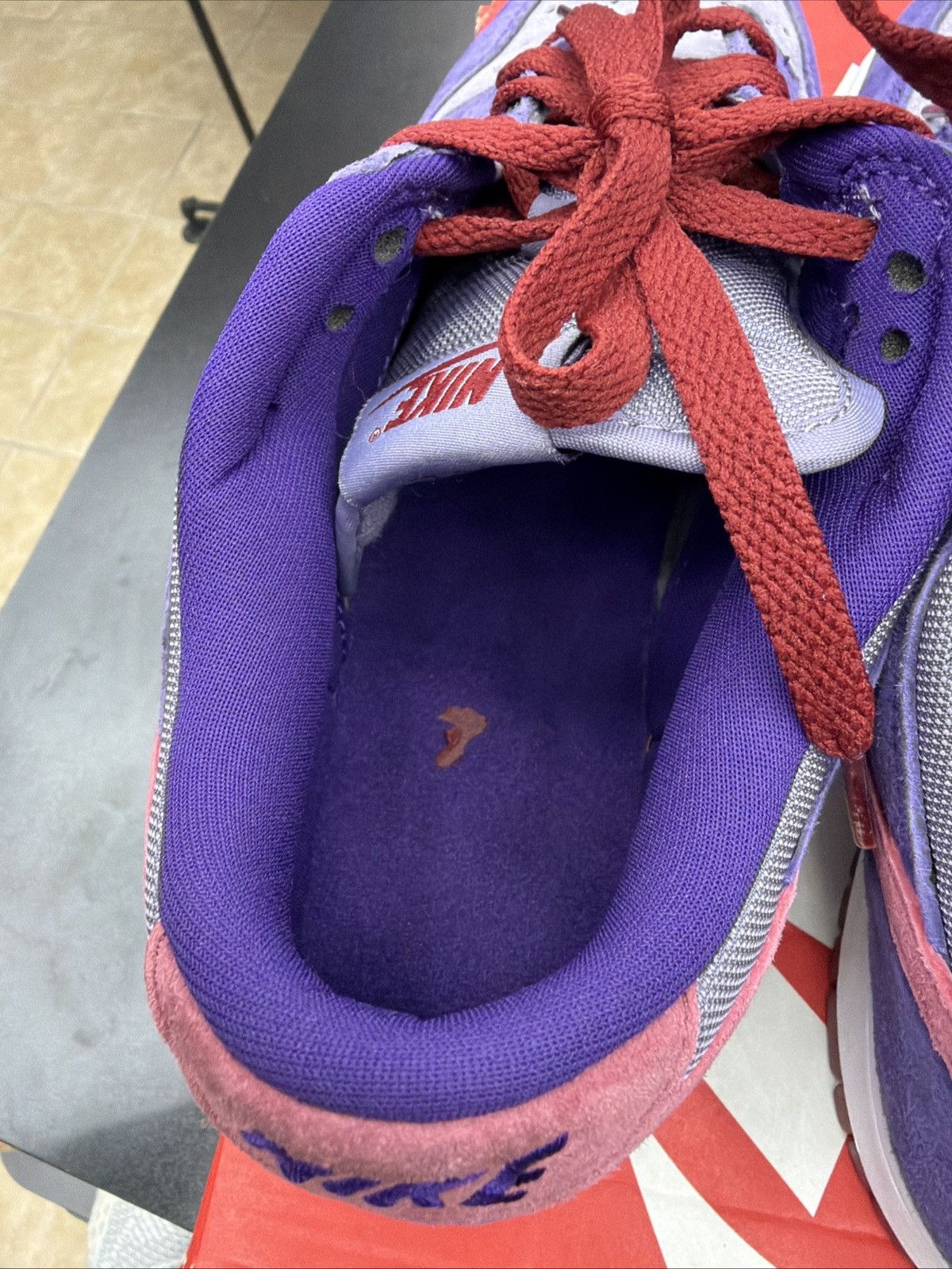 Nike Size 10 - Nike Dunk Retro Vol. 1 SP 2020 Low Plum Used Worn Size US 10 / EU 43 - 12 Thumbnail