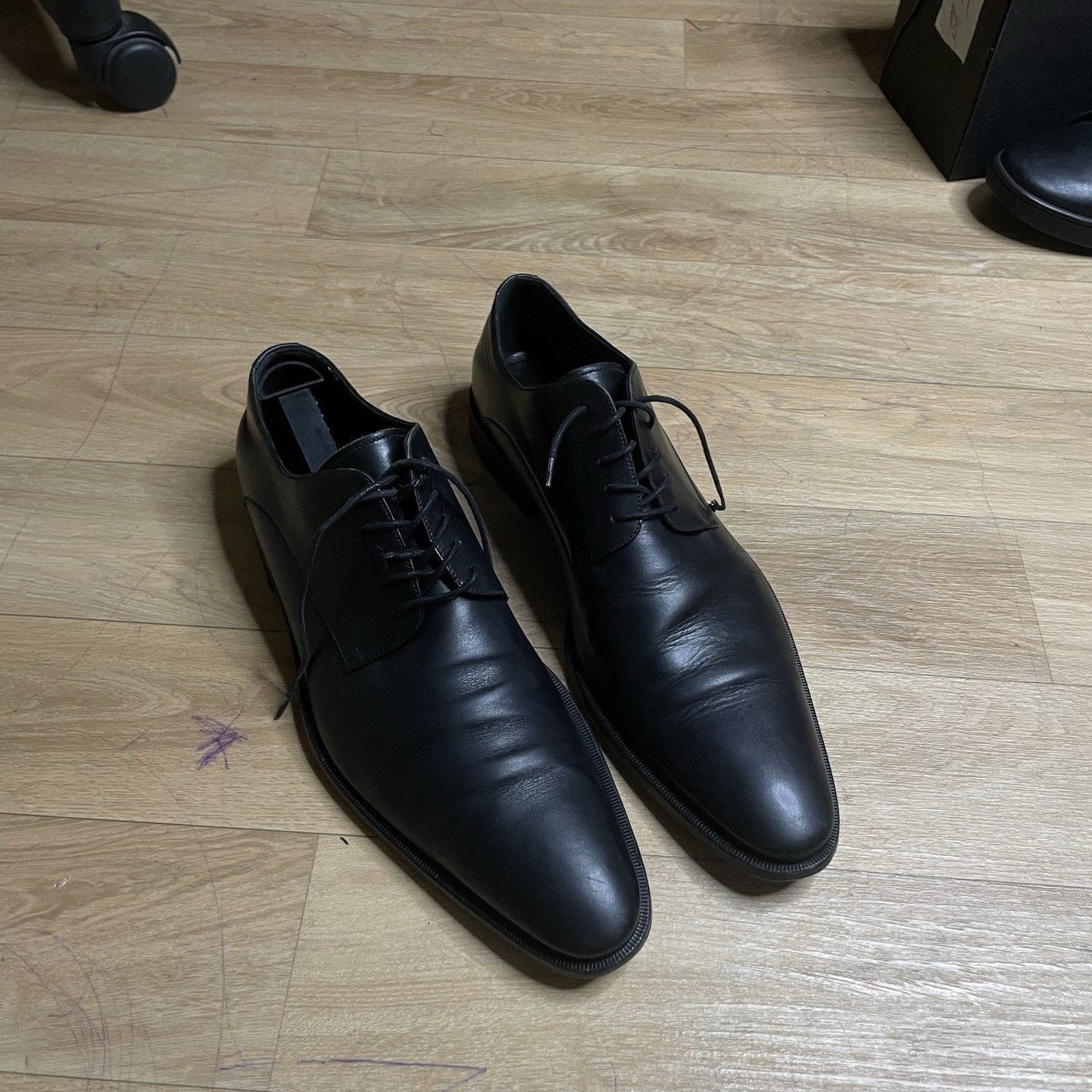 Dolce & Gabbana Dolce & Gabbana dress SHOES Low Pointed Toe Black Leather Size US 9 / EU 42 - 2 Thumbnail