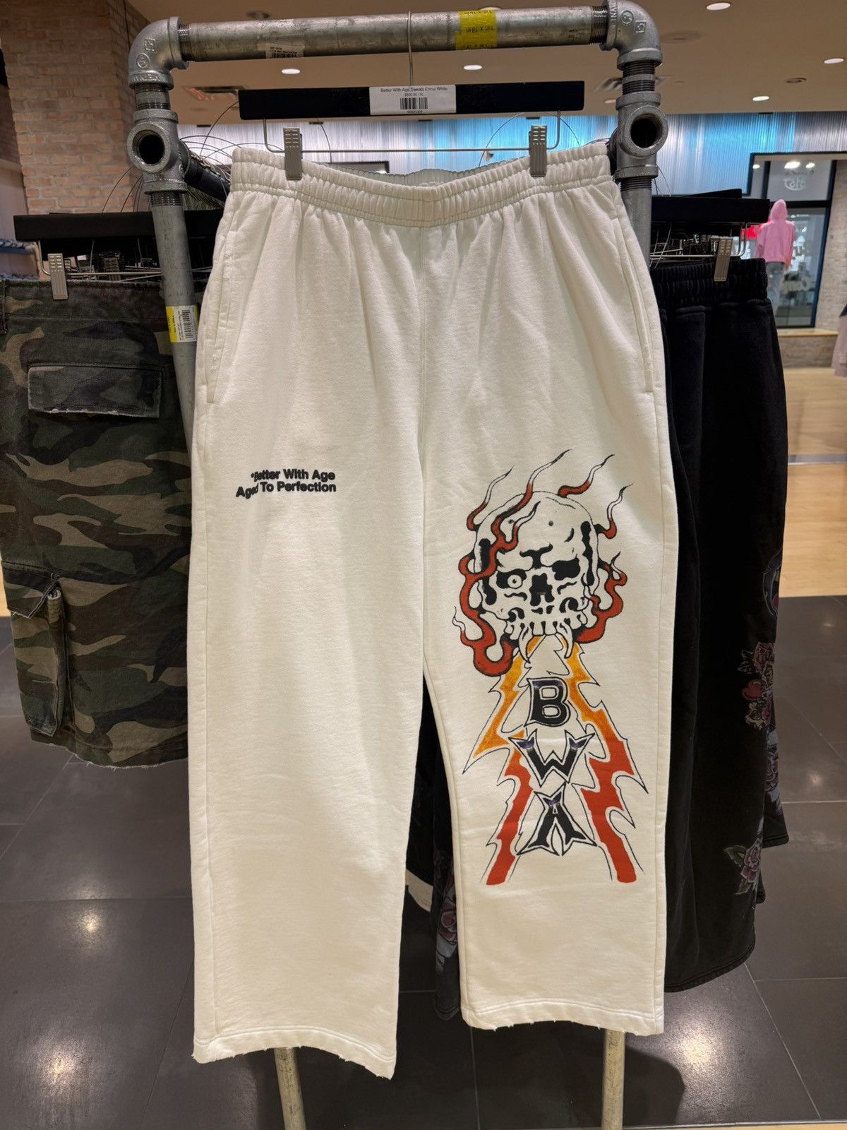 Better With Age Better With Age Sweats Ennui White Size US 38 / EU 54 - 1 Thumbnail