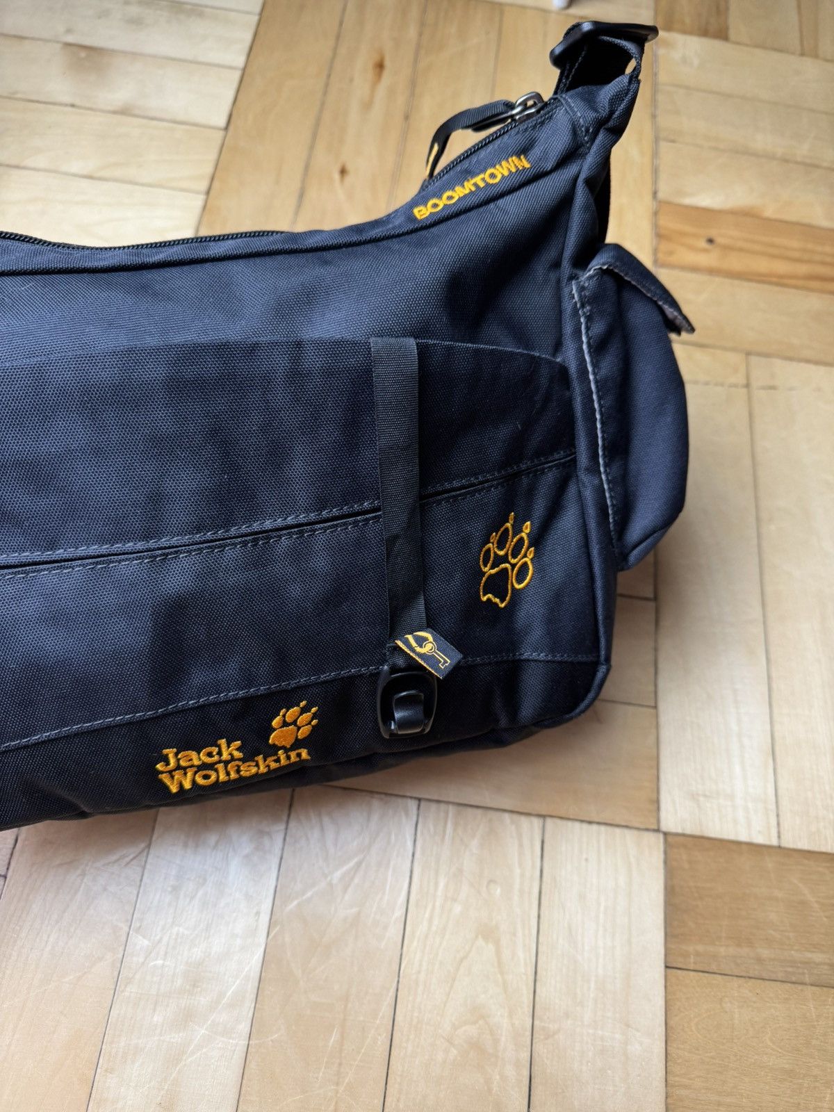 Jack Wolfskin Jack Wolfskin Crossbody Bag Hiking Casual 90s Y2K Size ONE SIZE - 6 Thumbnail
