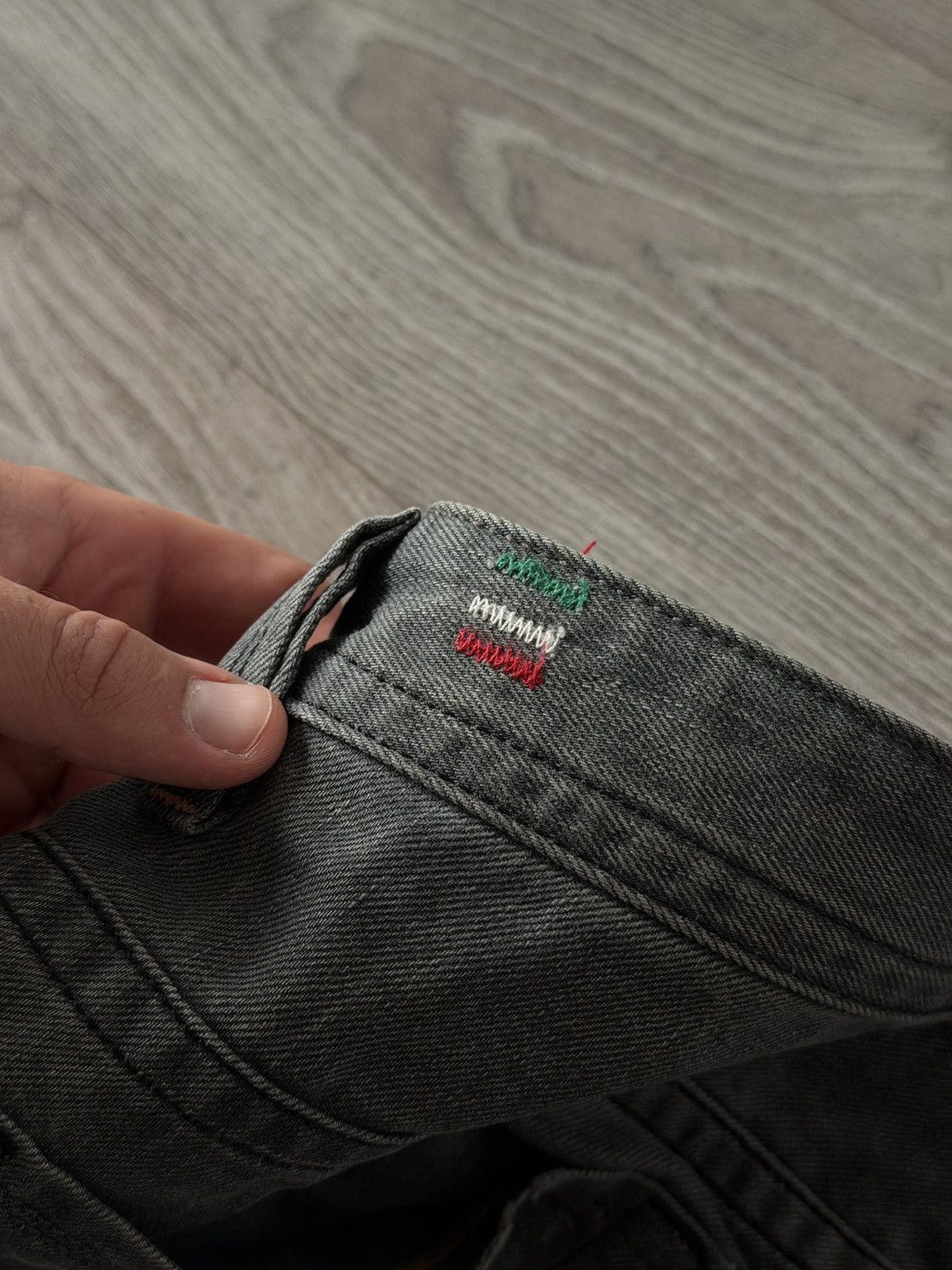 Diesel Vintage Diesel Industry DistressedDenim Thavar Selvage Jeans Size US 32 / EU 48 - 9 Thumbnail