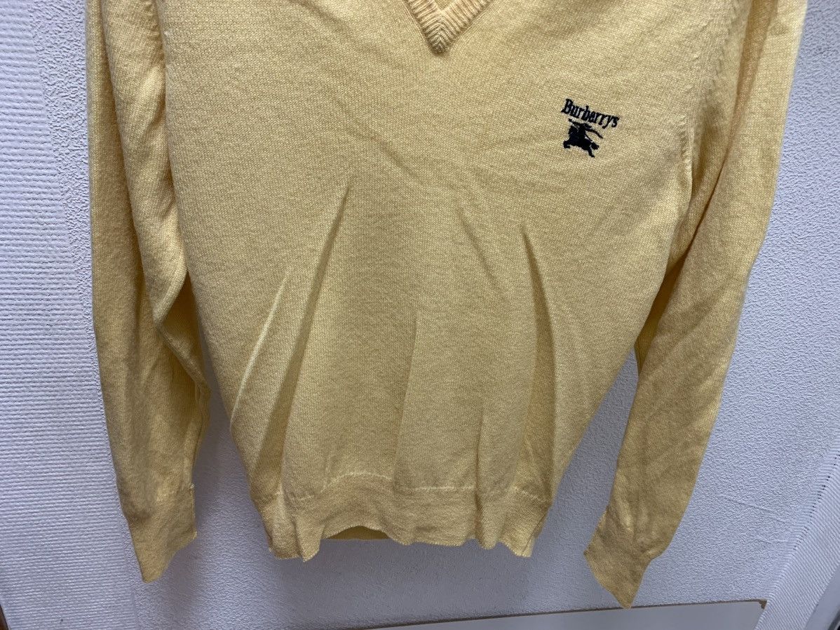 Burberry Burberrys vintage sweater V lambswool M sz yellow Size US M / EU 48-50 / 2 - 4 Thumbnail