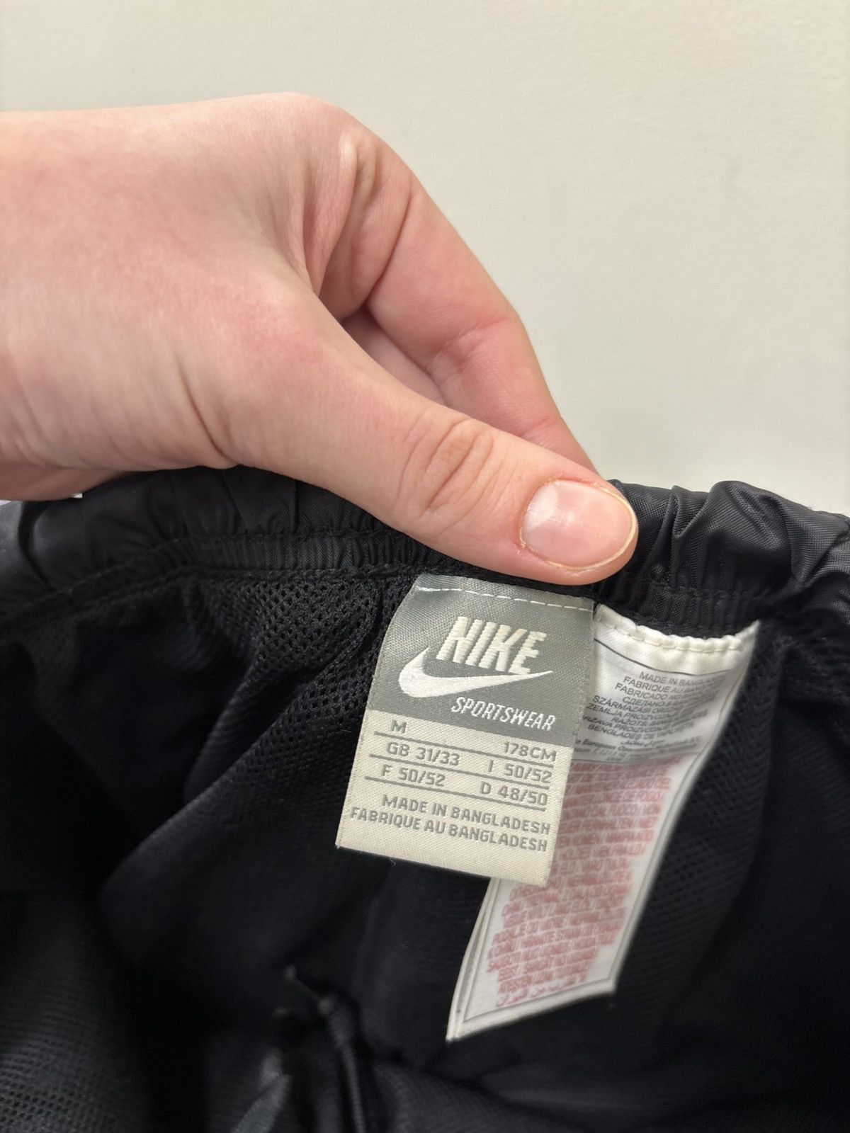 Nike Vintage Nike Y2K Black Hype Baggy Nylon Track Pants Size US 32 / EU 48 - 12 Thumbnail