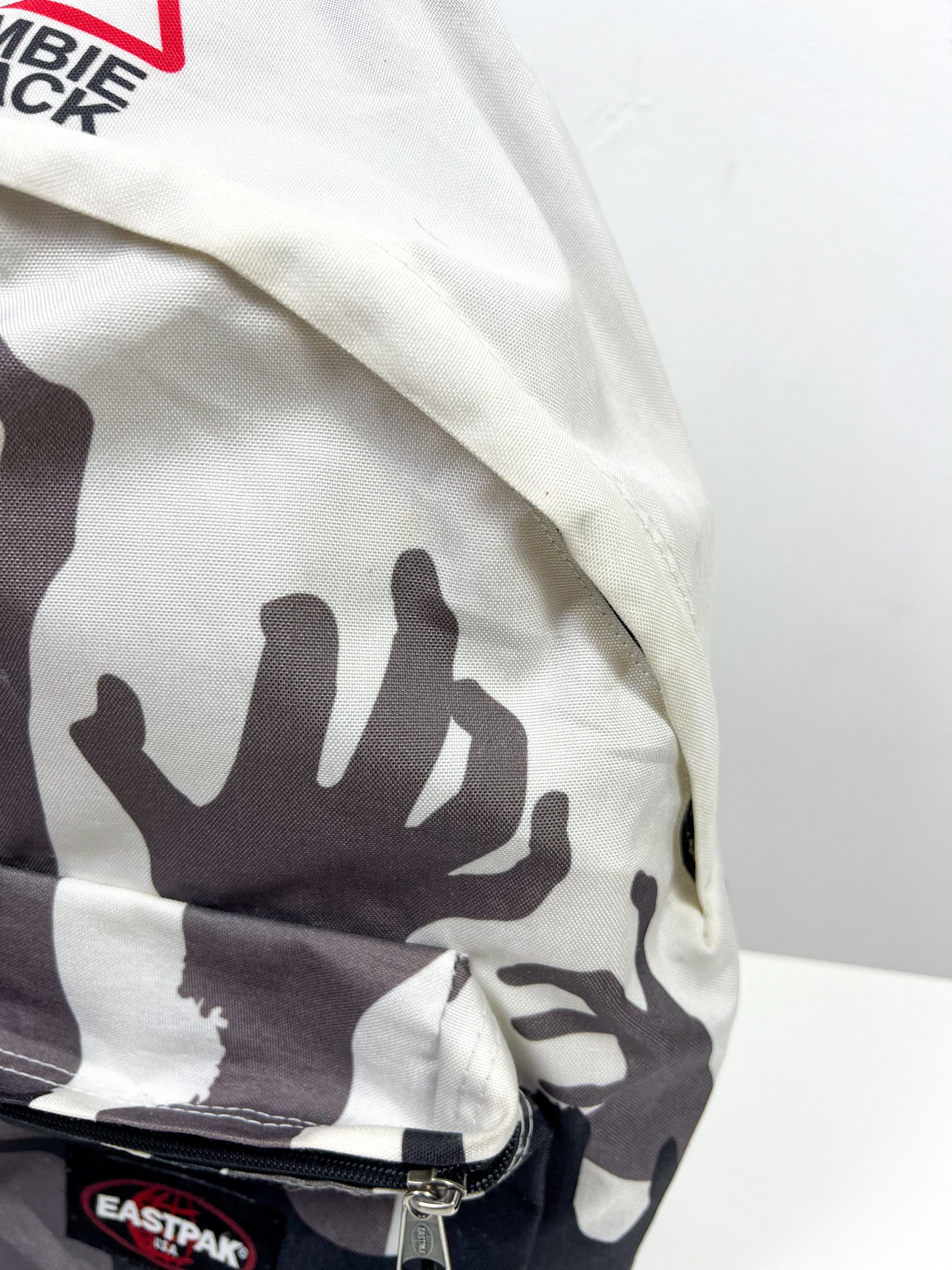 Eastpak EASTPAK x ZOMBIE ATTACK bag Size ONE SIZE - 5 Thumbnail