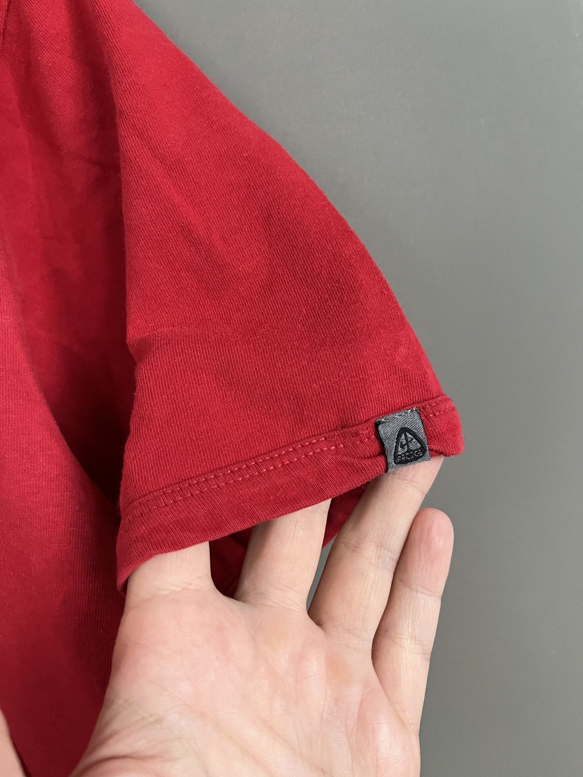 Nike ACG × Vintage Nike ACG Vintage Eat Dirt Red T-shirt Size US M / EU 48-50 / 2 - 8 Thumbnail