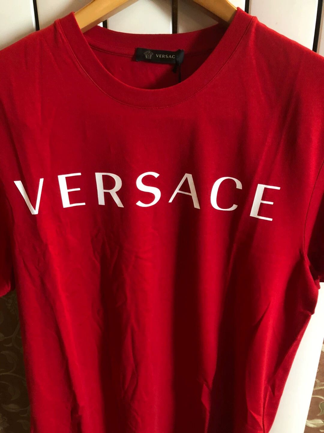 Versace Versace Medusa Red Short Sleeve T-Shirt M Size M / US 6-8 / IT 42-44 - 2 Thumbnail