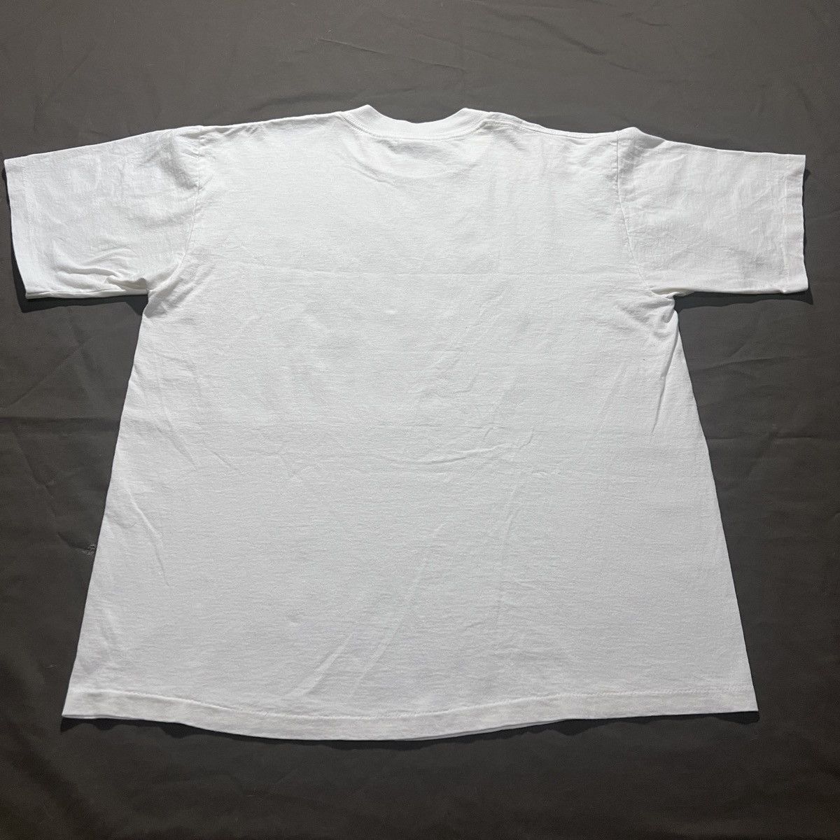 Vintage Vintage 90s THIS IS LOVE Jesus God Holy Bible Promo Tee XL Size US XL / EU 56 / 4 - 5 Thumbnail