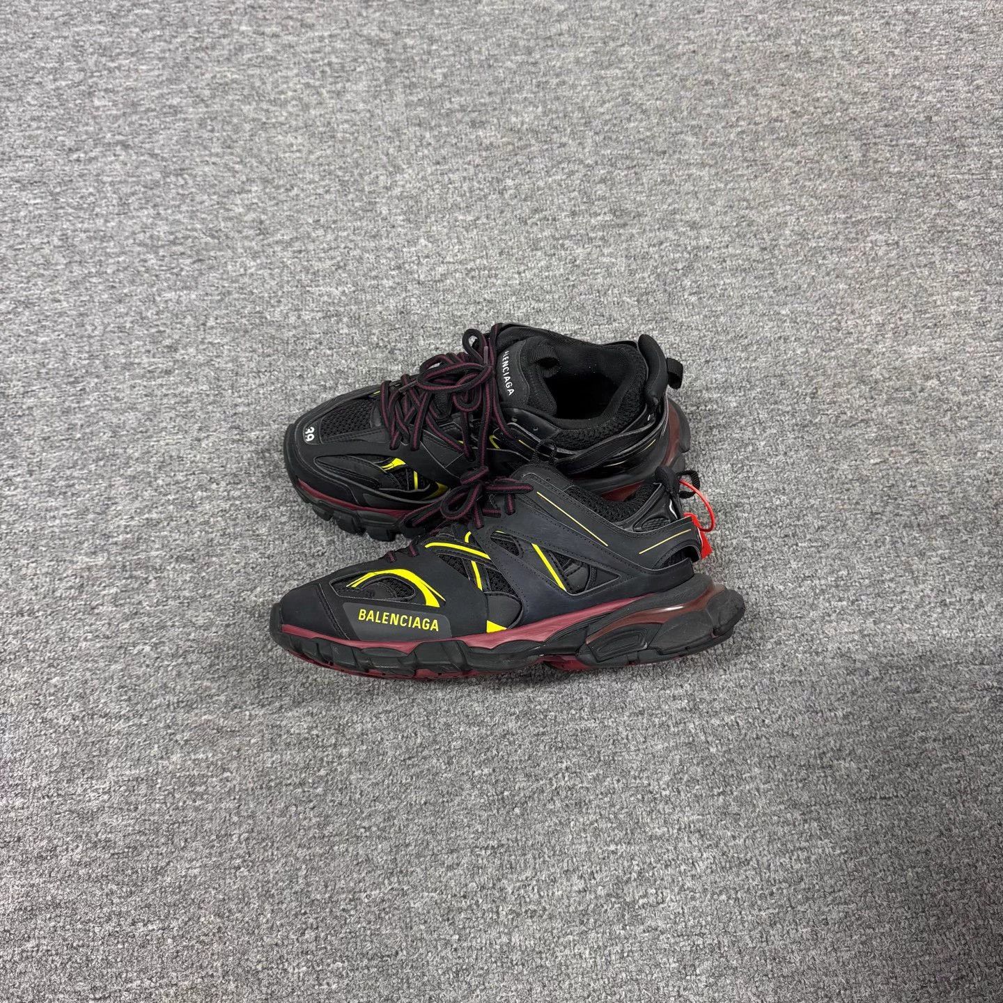 Balenciaga Balenciaga Track 1.0 Low Top Comfort Casual Dad Shoe EUR 39 Size US 6 / EU 39 - 2 Thumbnail