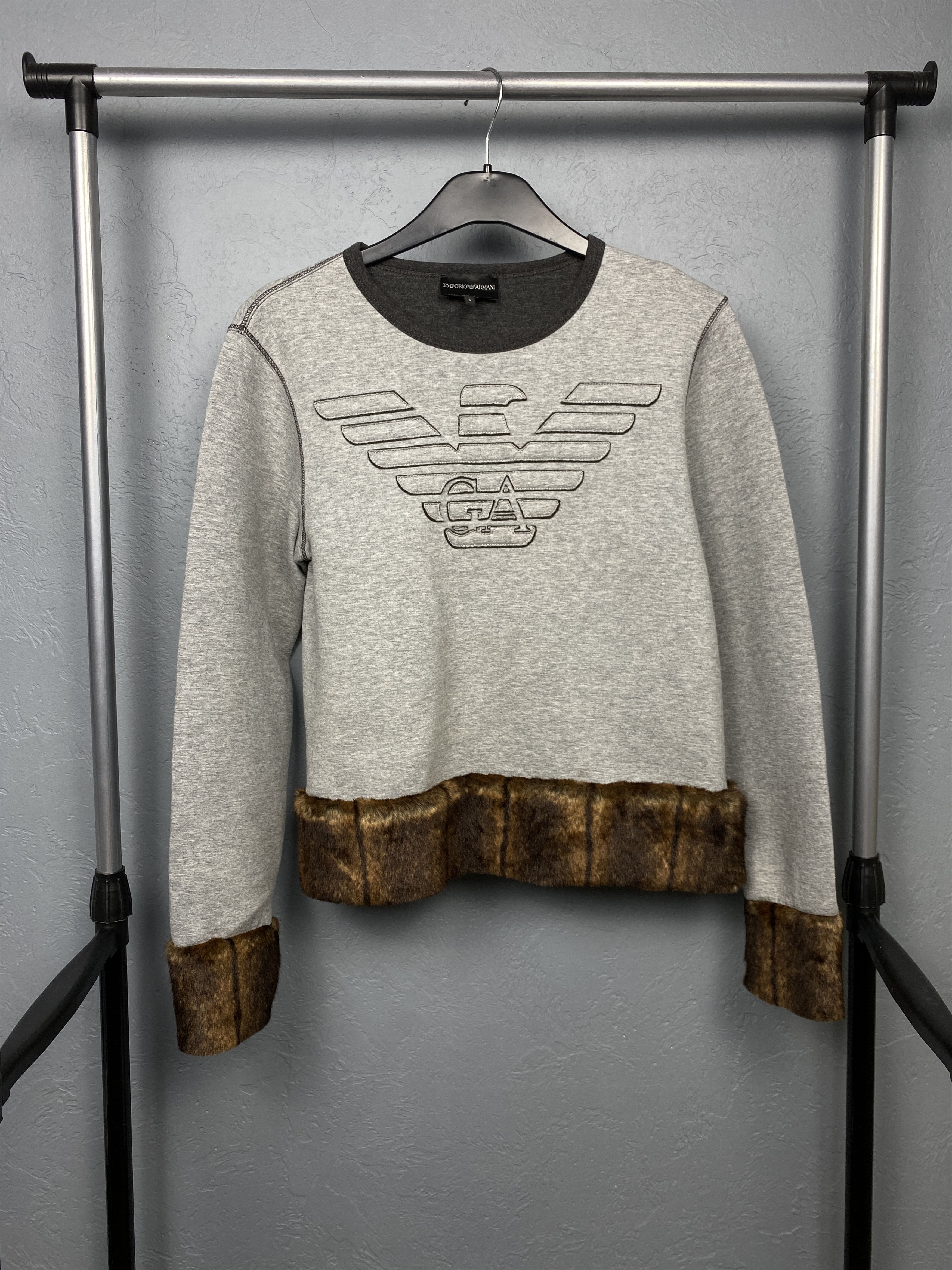 Emporio Armani Emporio Armani Vintage Fur Hair Crew Neck Sweatshirt Size S / US 4 / IT 40 - 1 Thumbnail