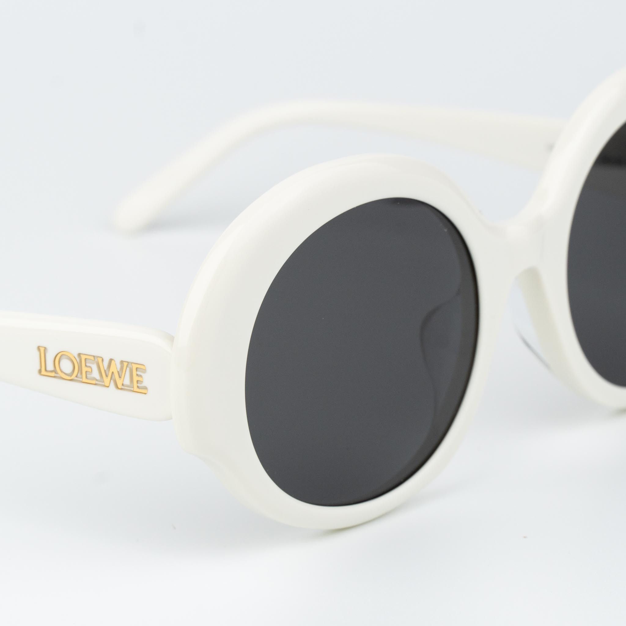 Loewe Loewe Women Sunglasses Round LW40135F 25A NEW AUTHENTIC Size ONE SIZE - 6 Thumbnail