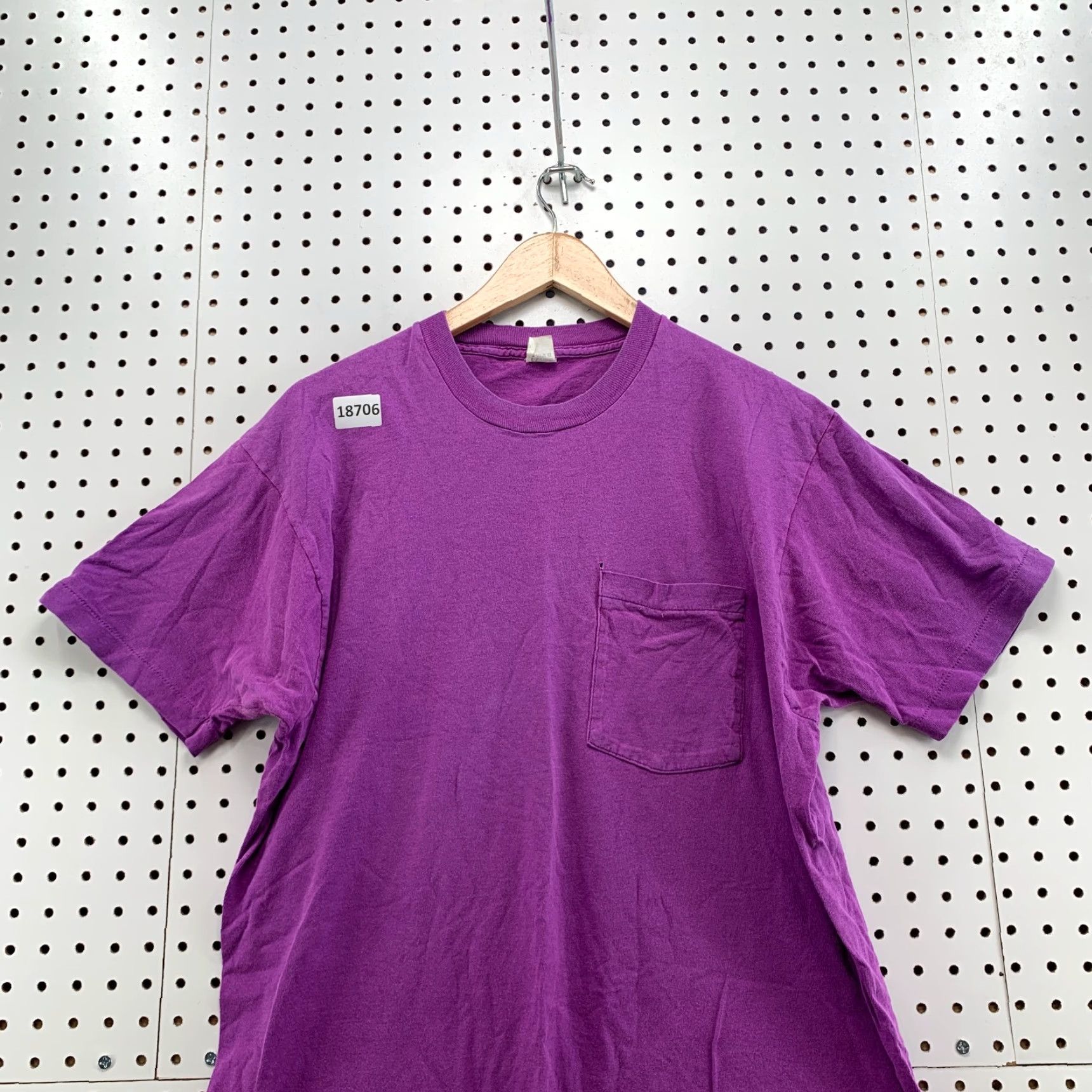 Fruit Of The Loom VINTAGE Fruit of the Loom Pocket Shirt Unisex Adults T-Shirt Large Purple 21x28 80s 90s Short Sleeve Mens Womens Size US L / EU 52-54 / 3 - 5 Thumbnail